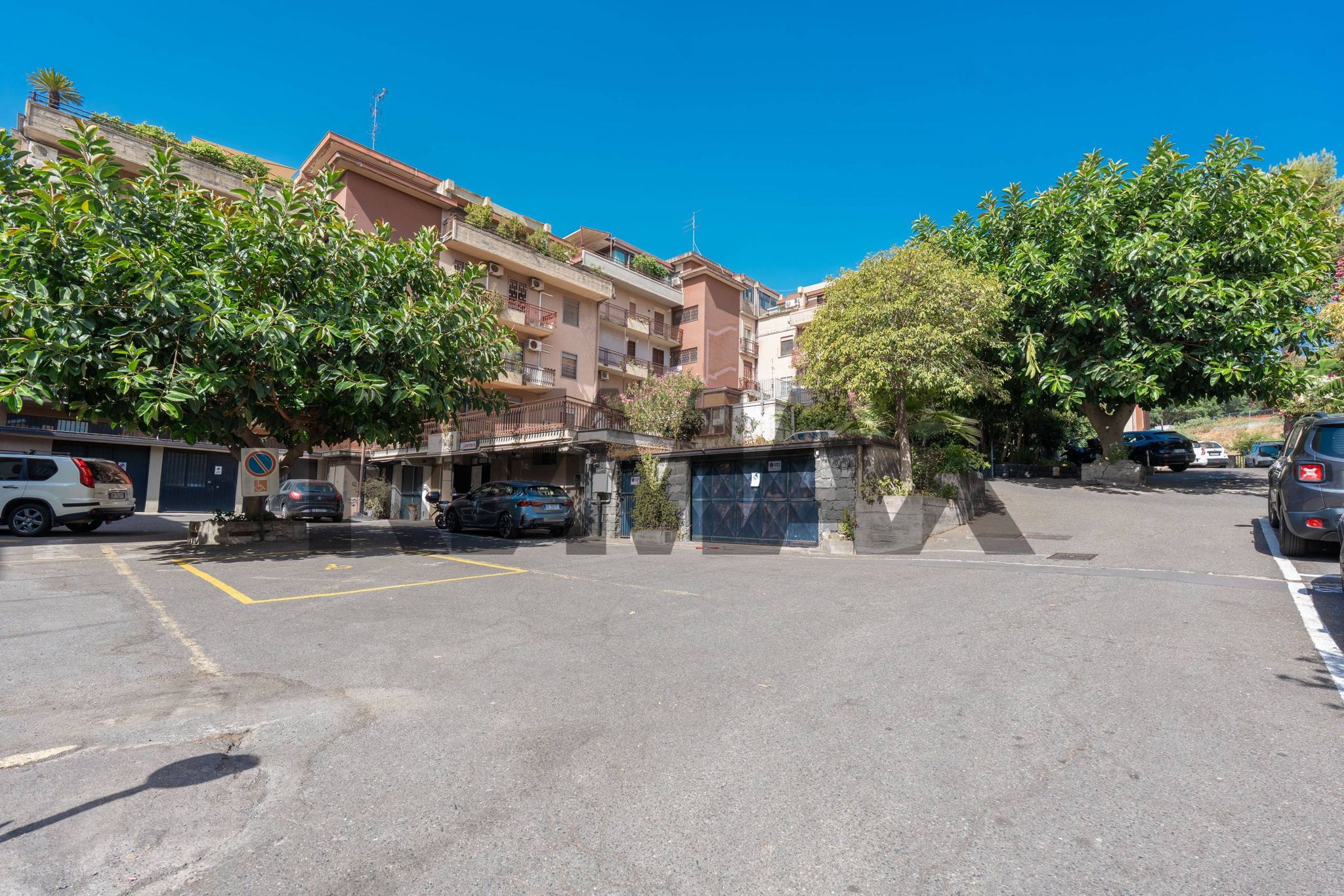 Edificio all'aperto