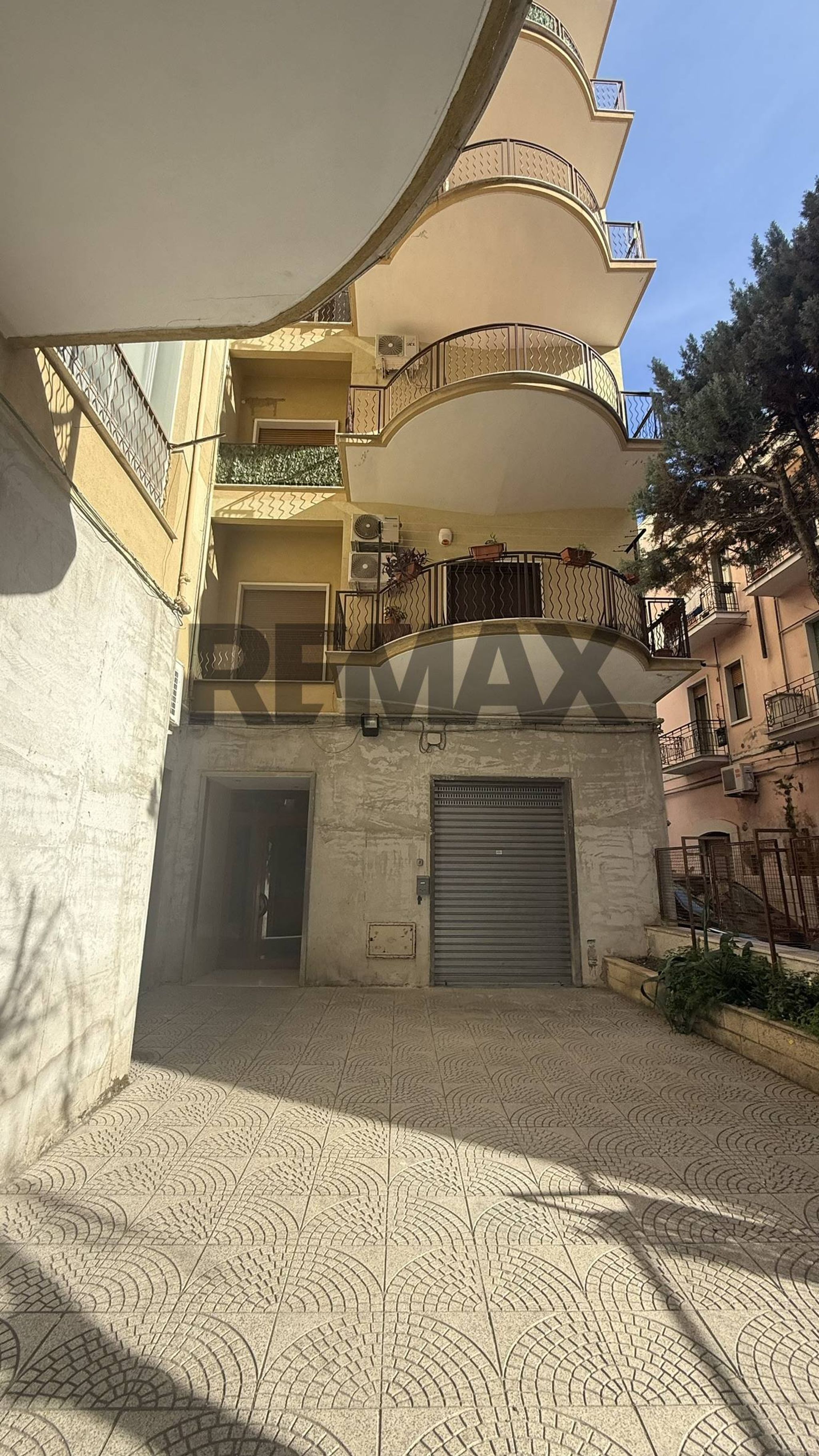 Edificio all'aperto