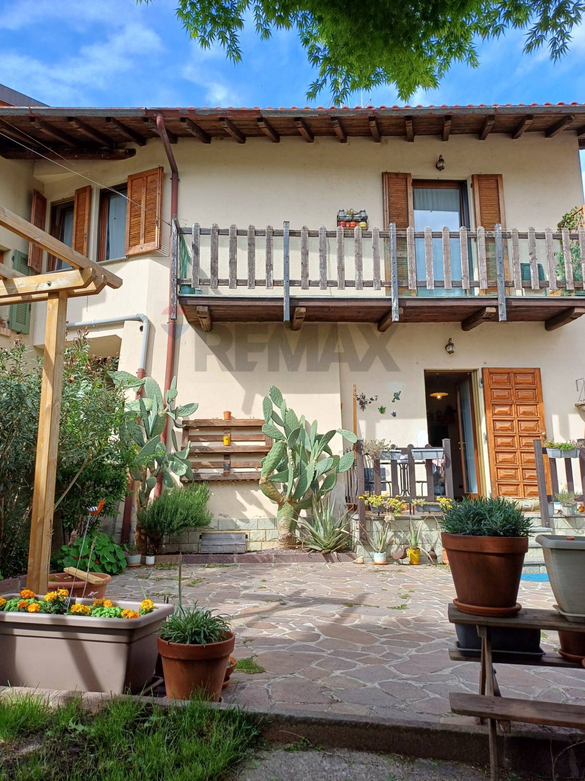 Casa all'aperto