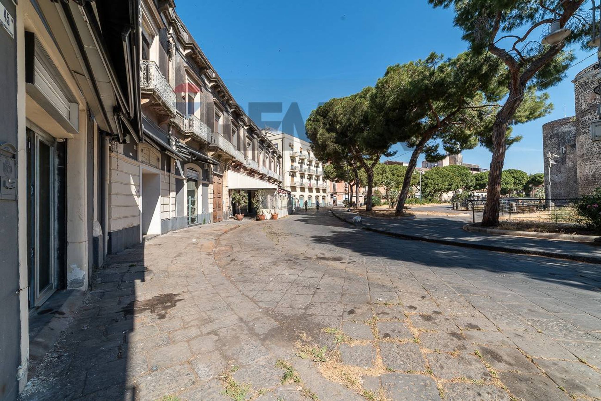 Edificio all'aperto