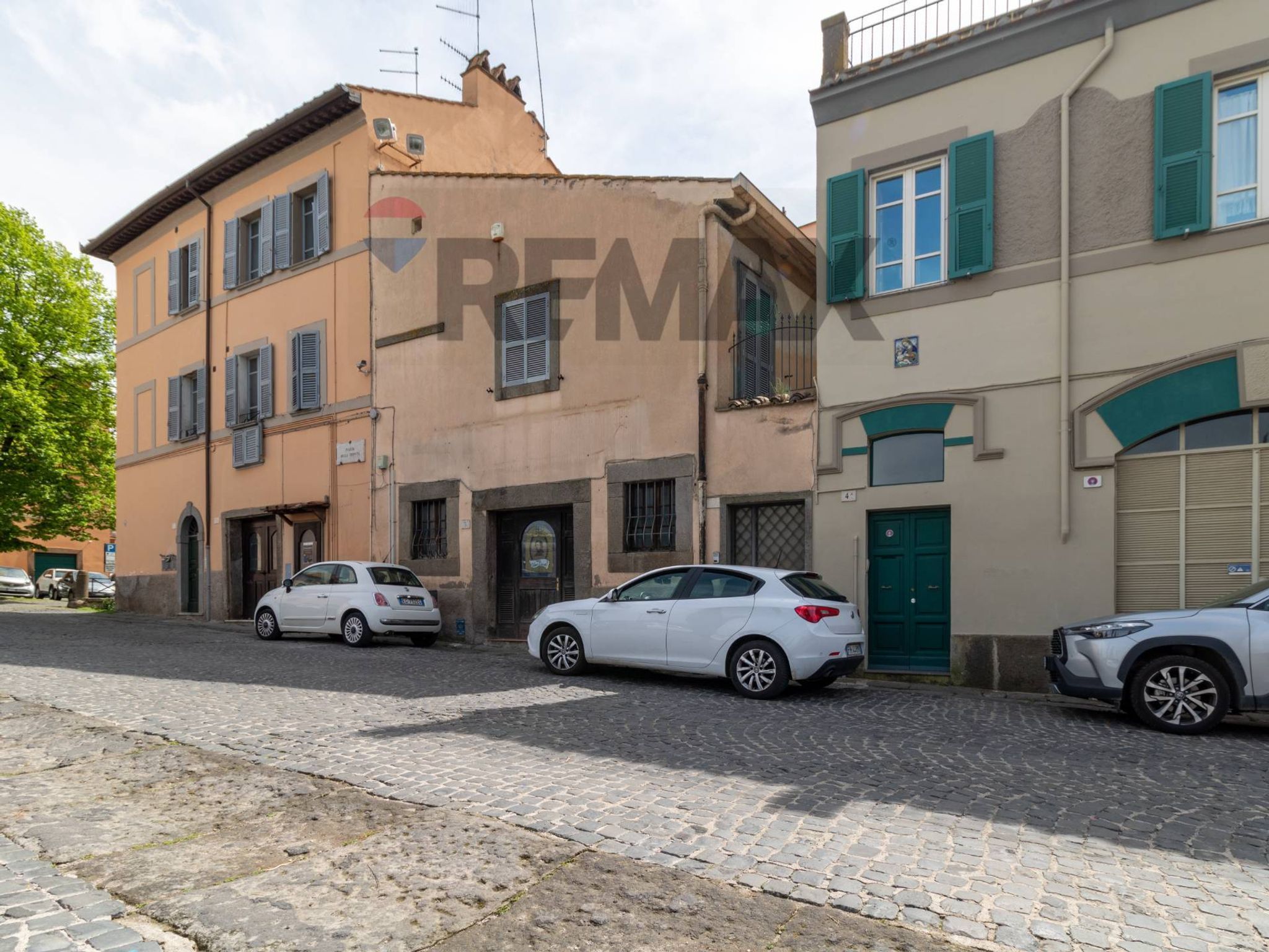Edificio all'aperto
