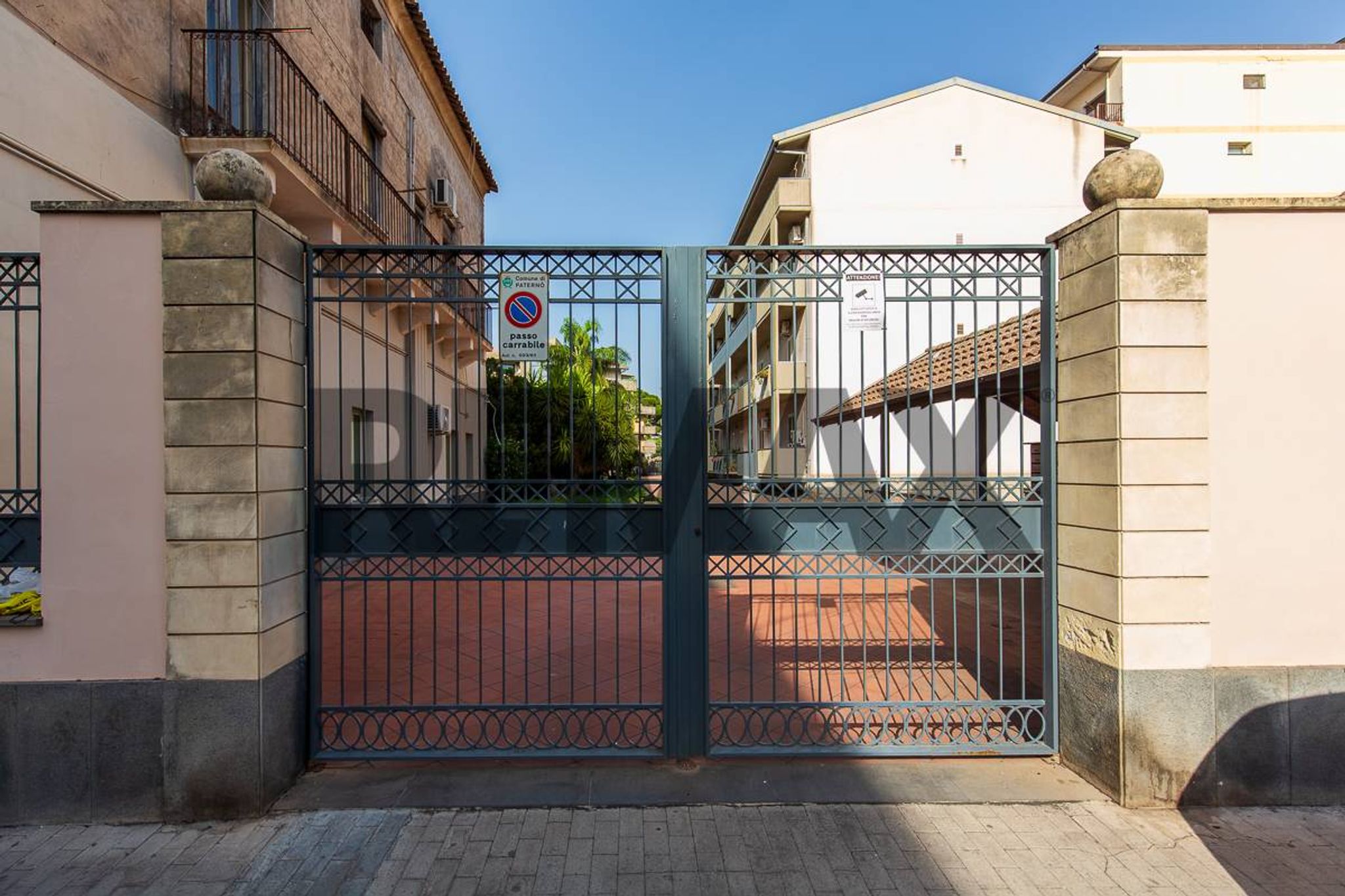 Edificio all'aperto