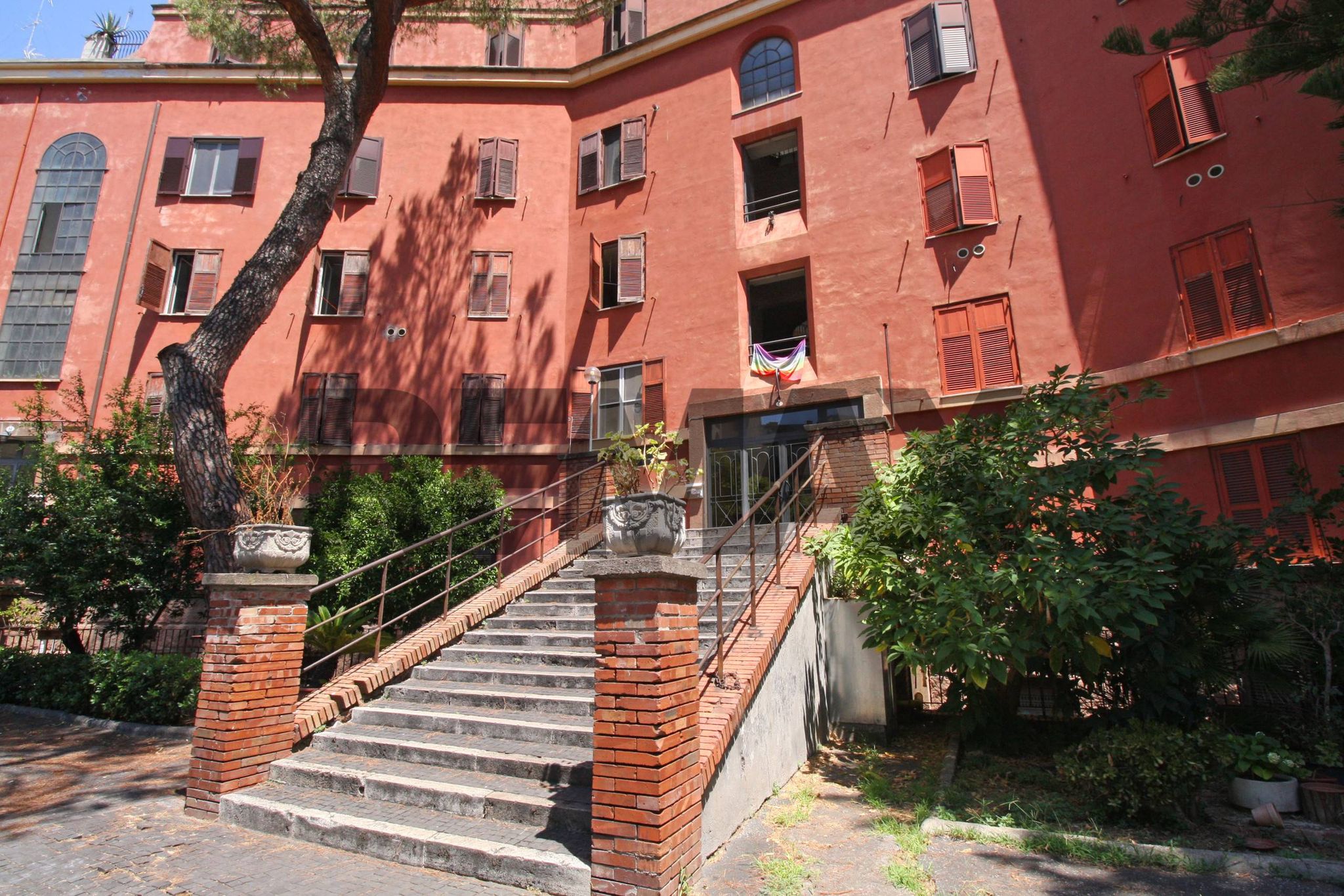 Property in Roma
