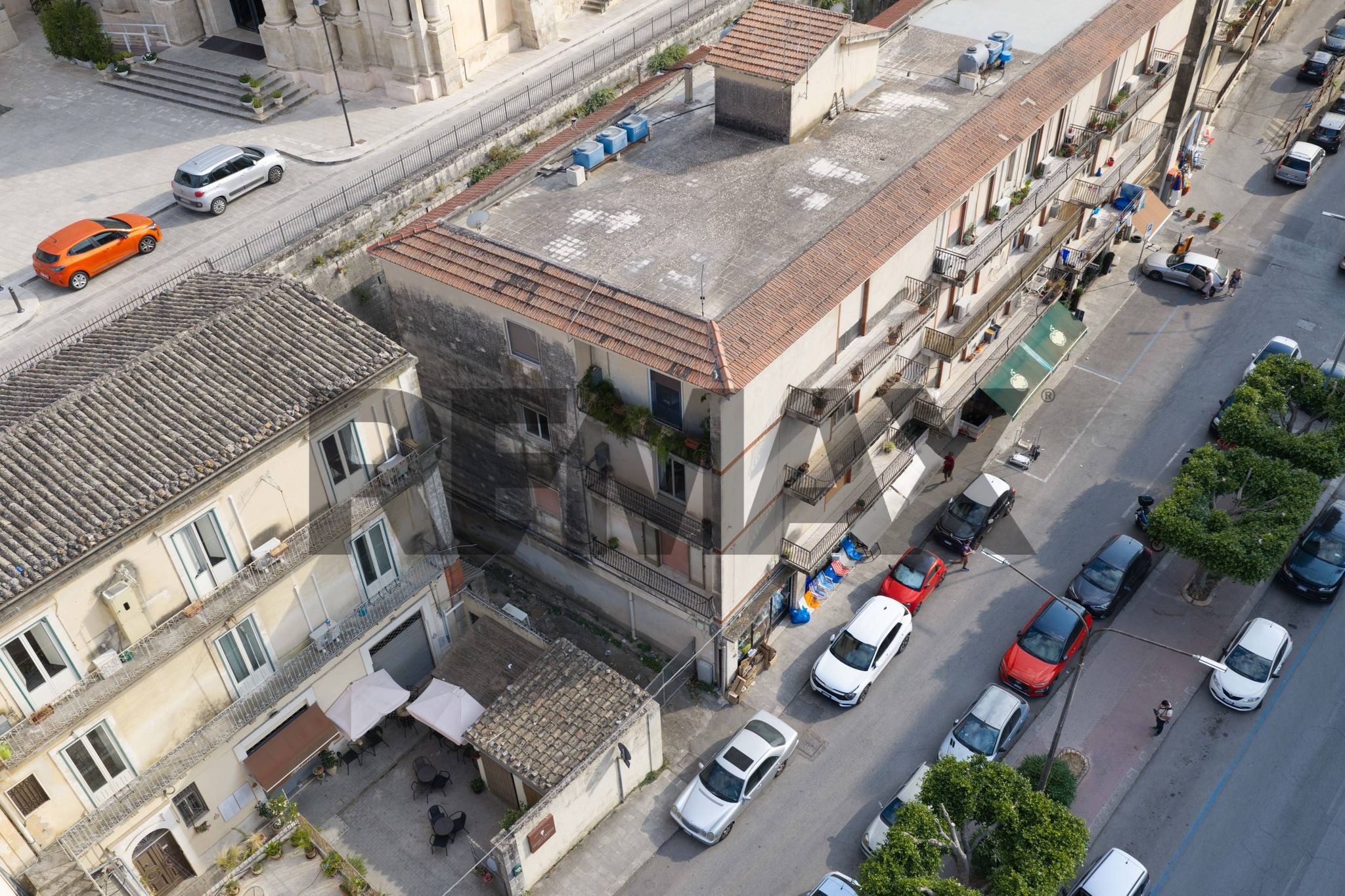 Edificio all'aperto