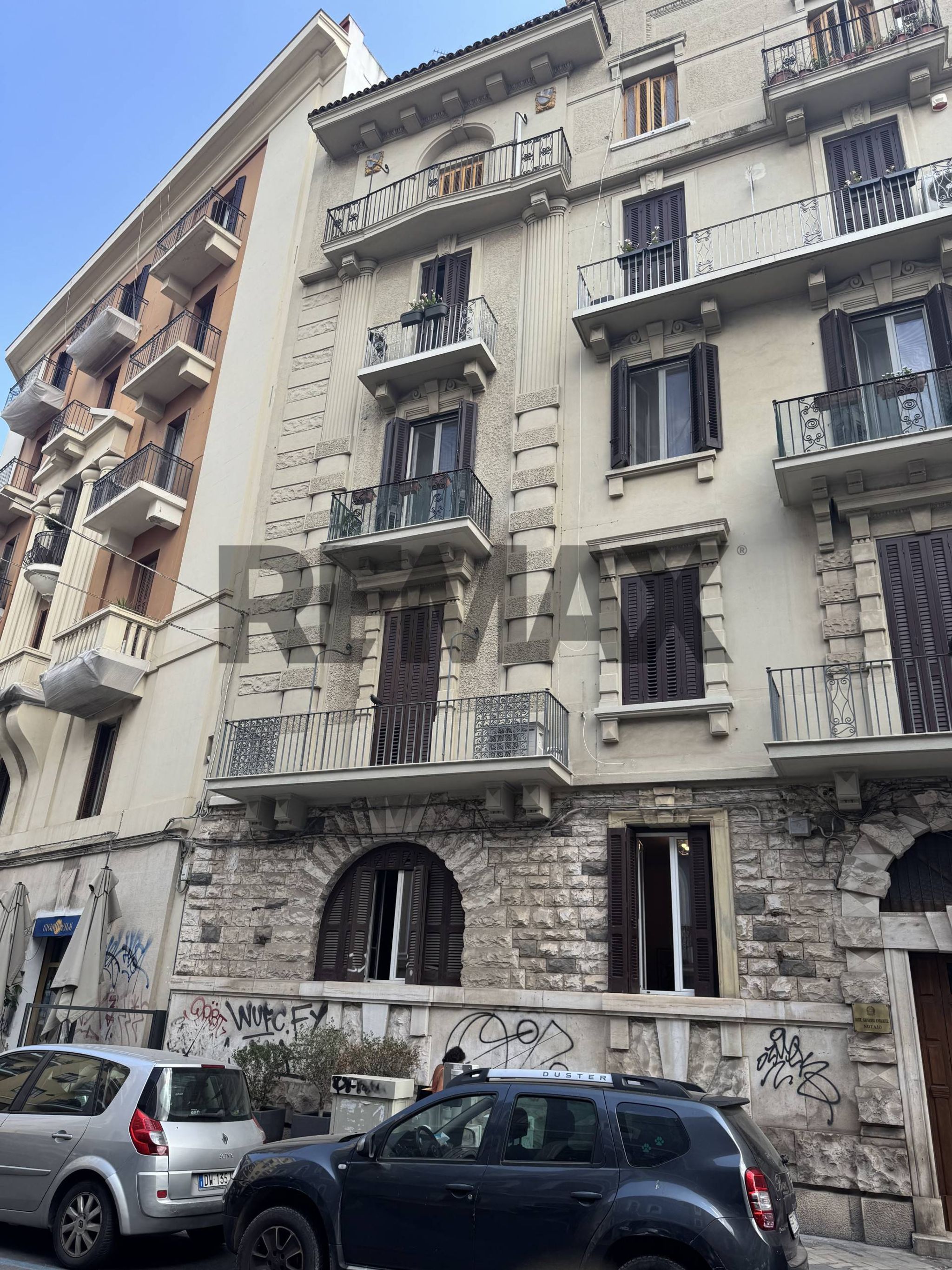 Edificio all'aperto