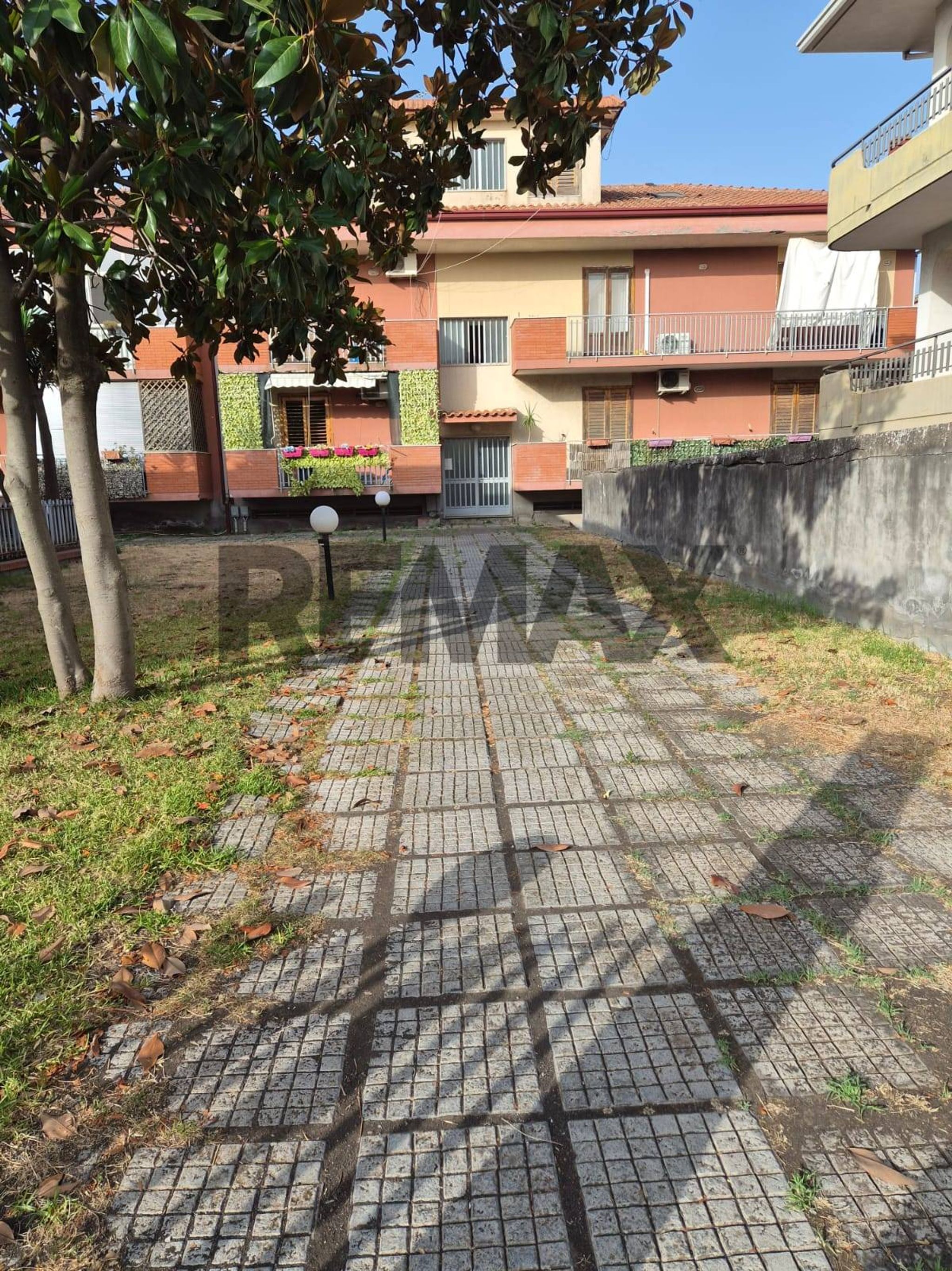 Immobile a Aci Sant'Antonio