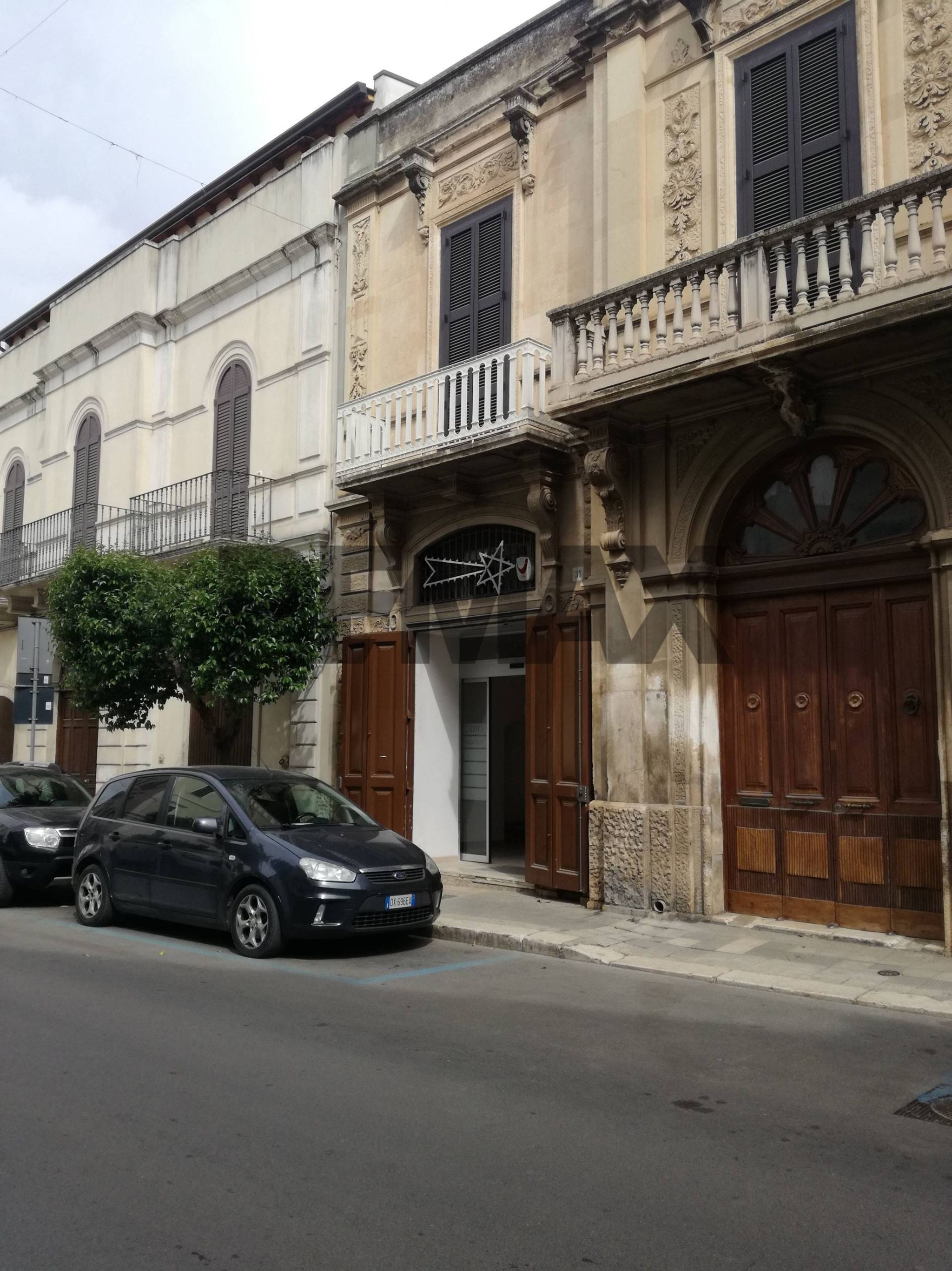 Edificio all'aperto