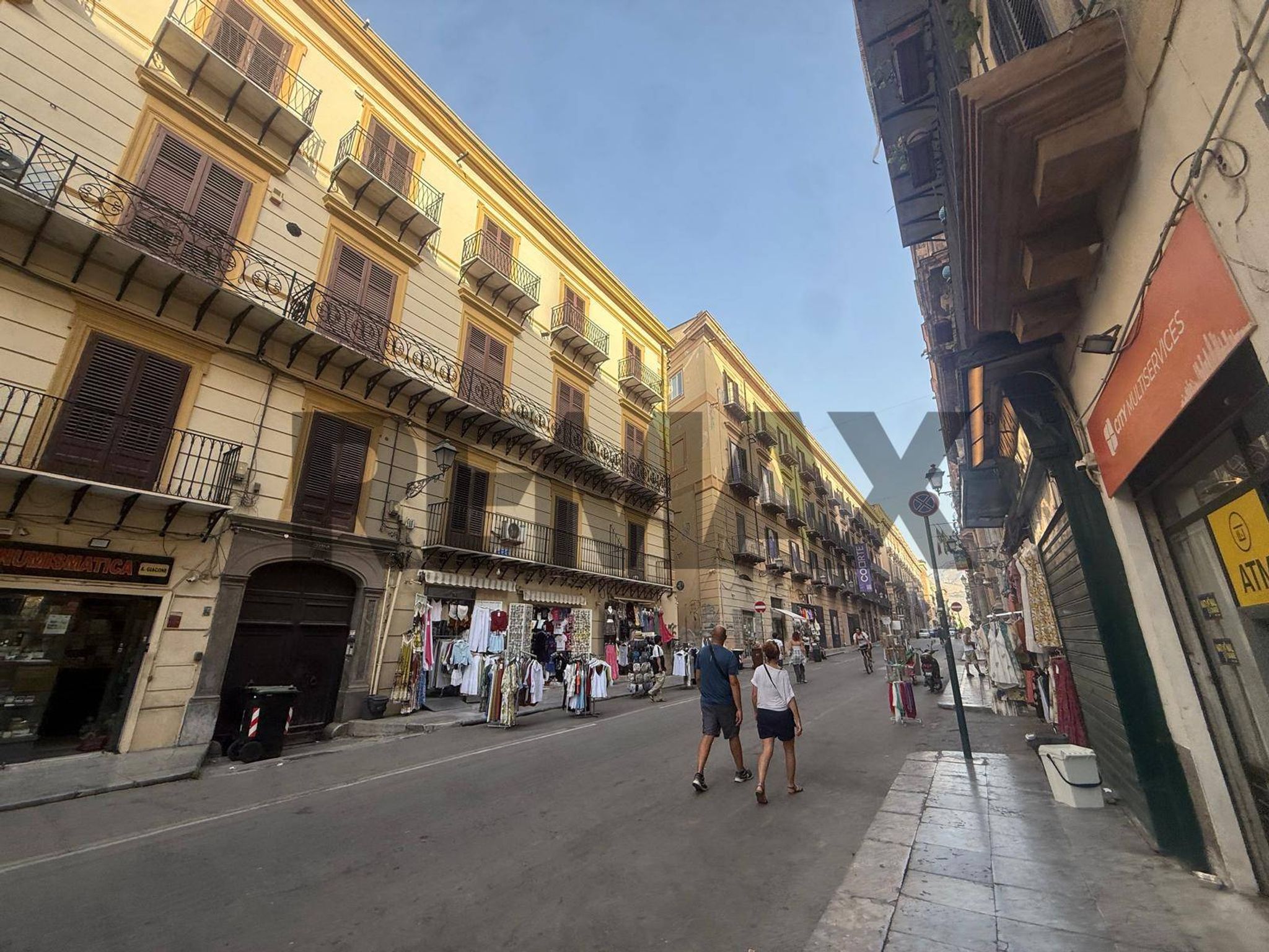 Edificio all'aperto