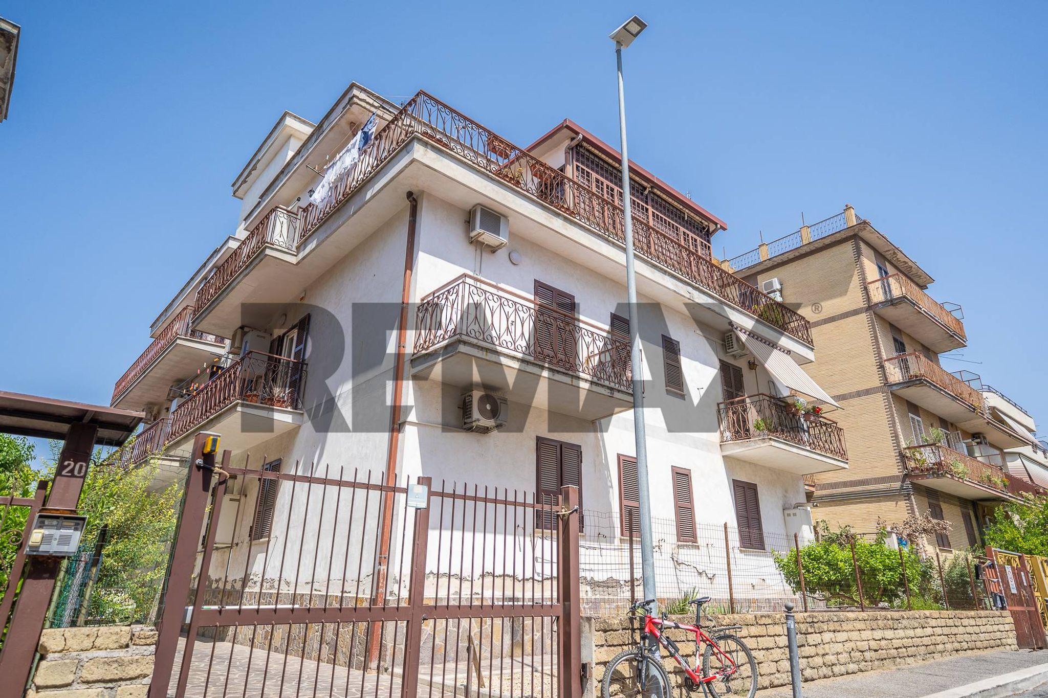 Edificio all'aperto