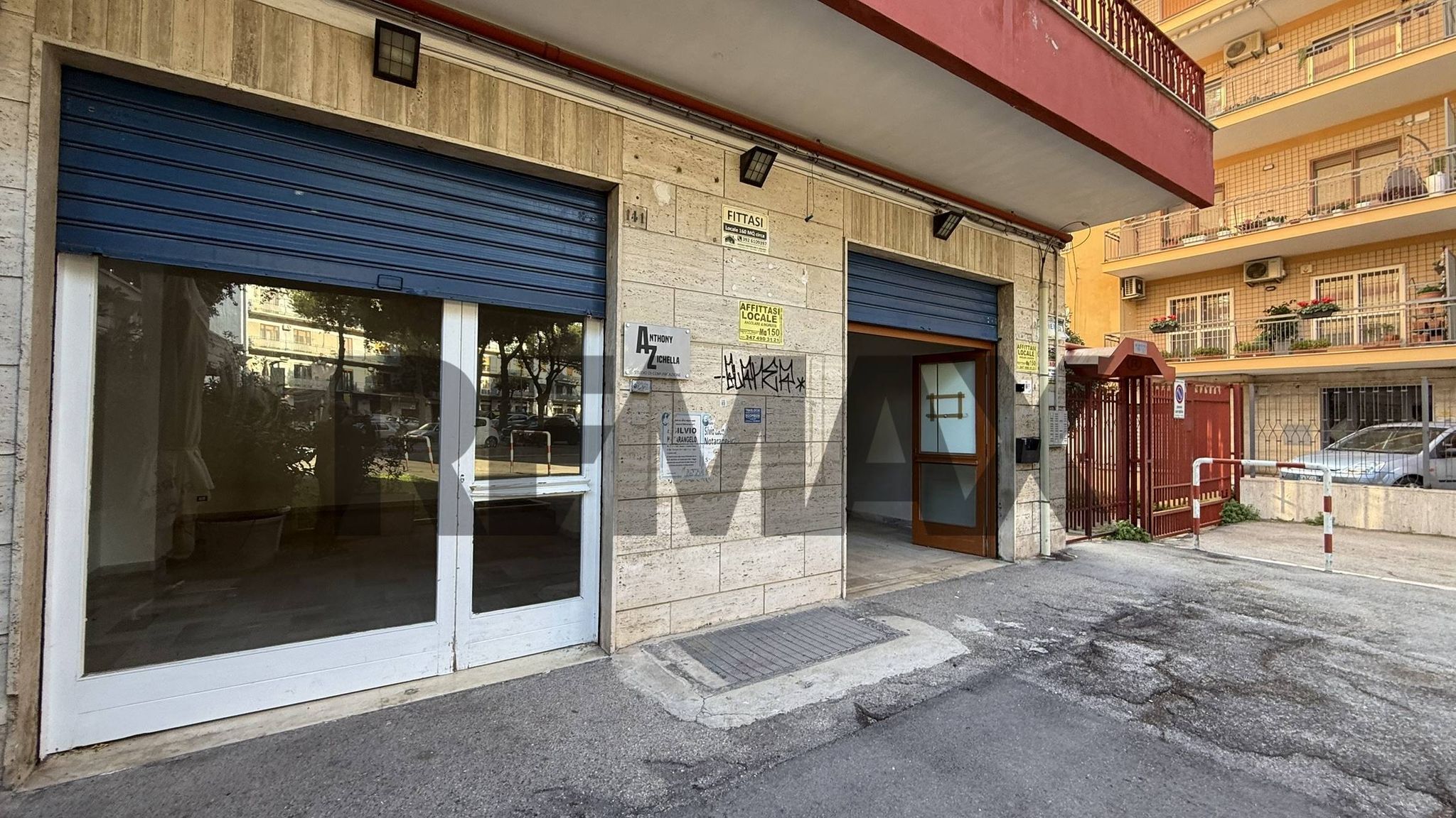 Edificio all'aperto