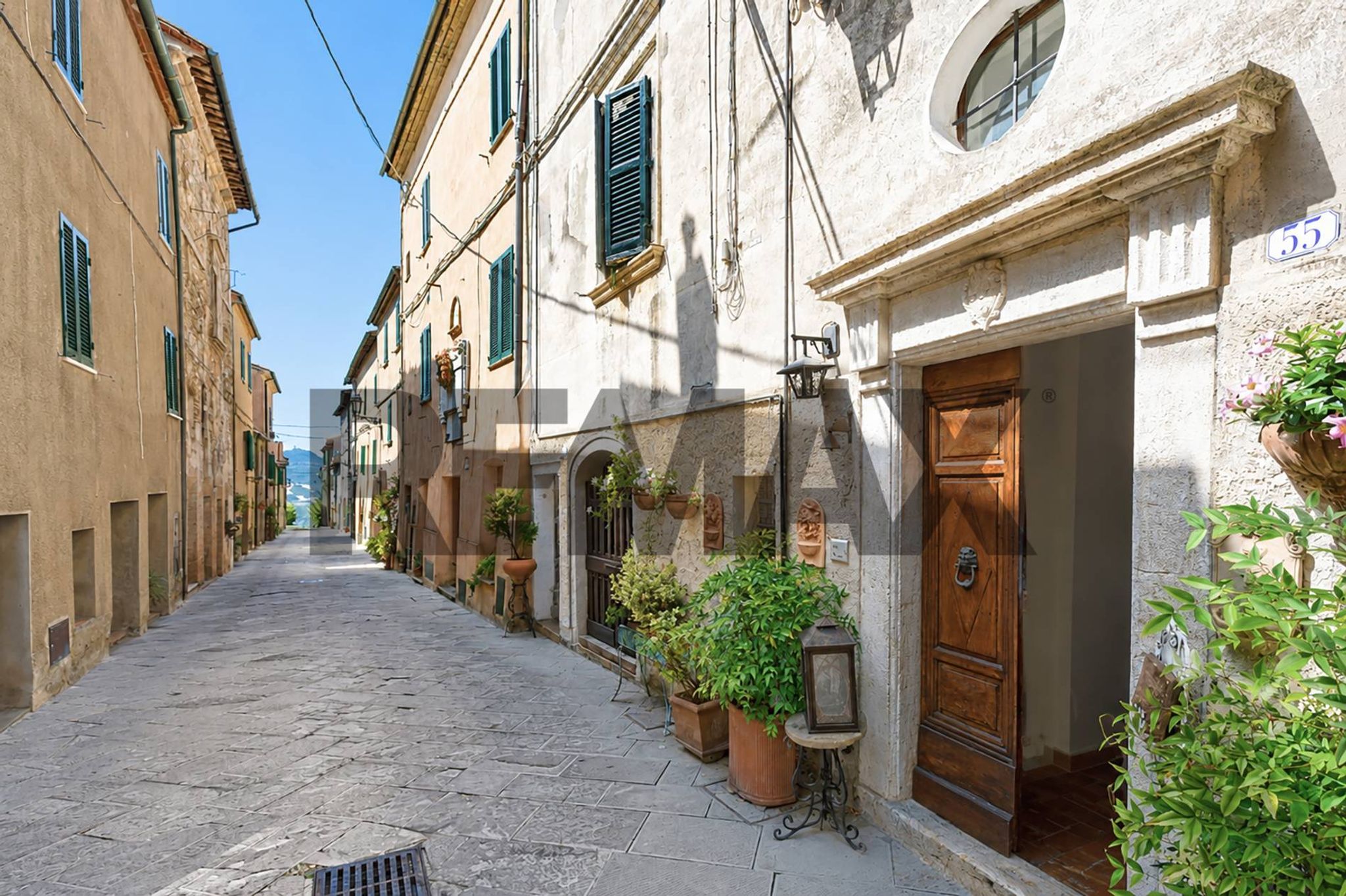 Edificio all'aperto