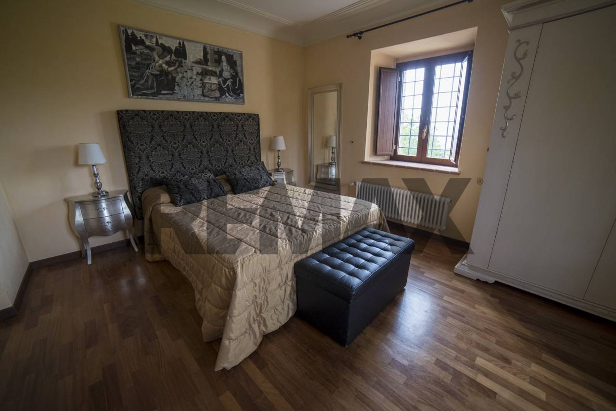 Property in Todi