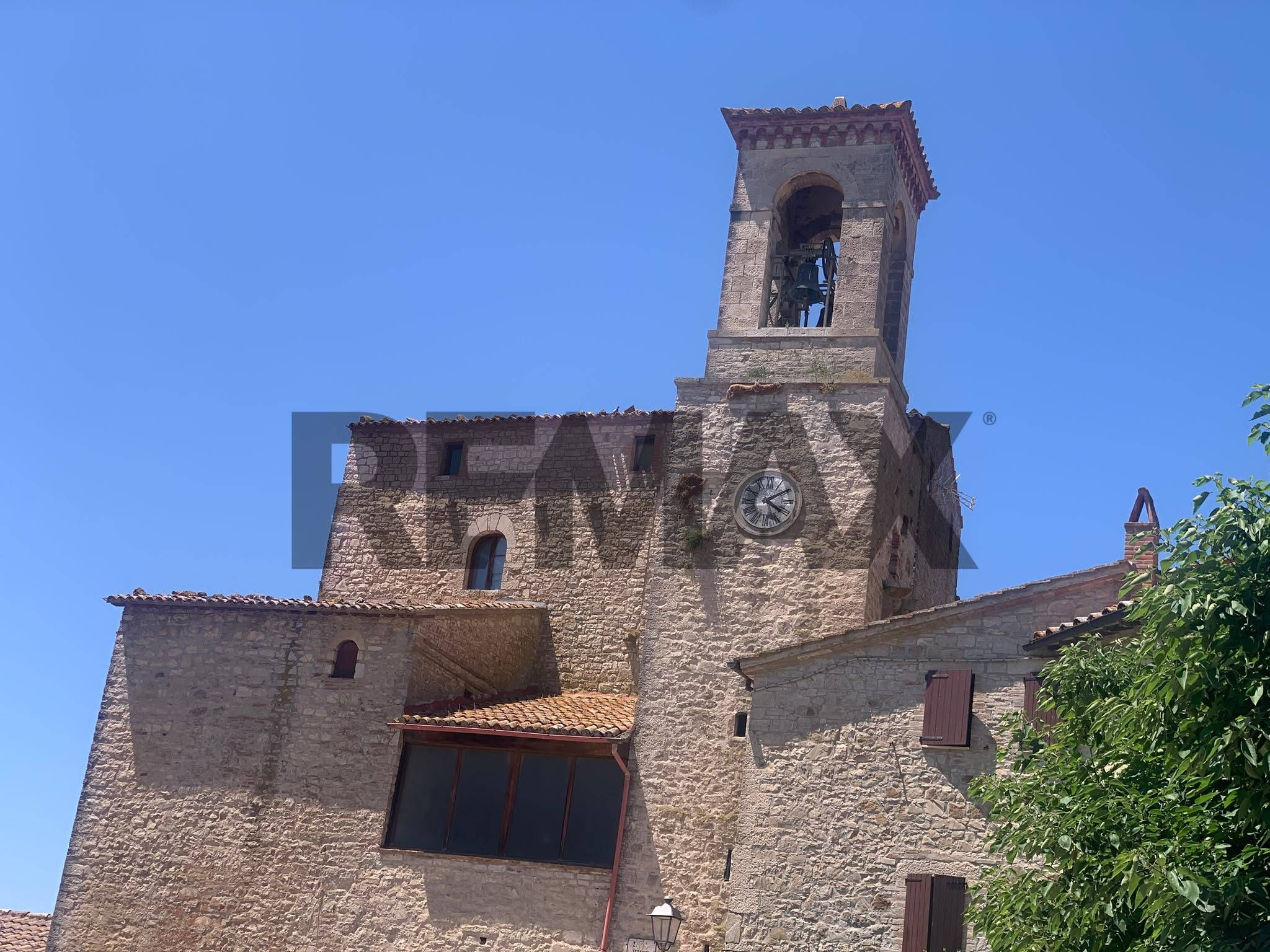 Property in Todi