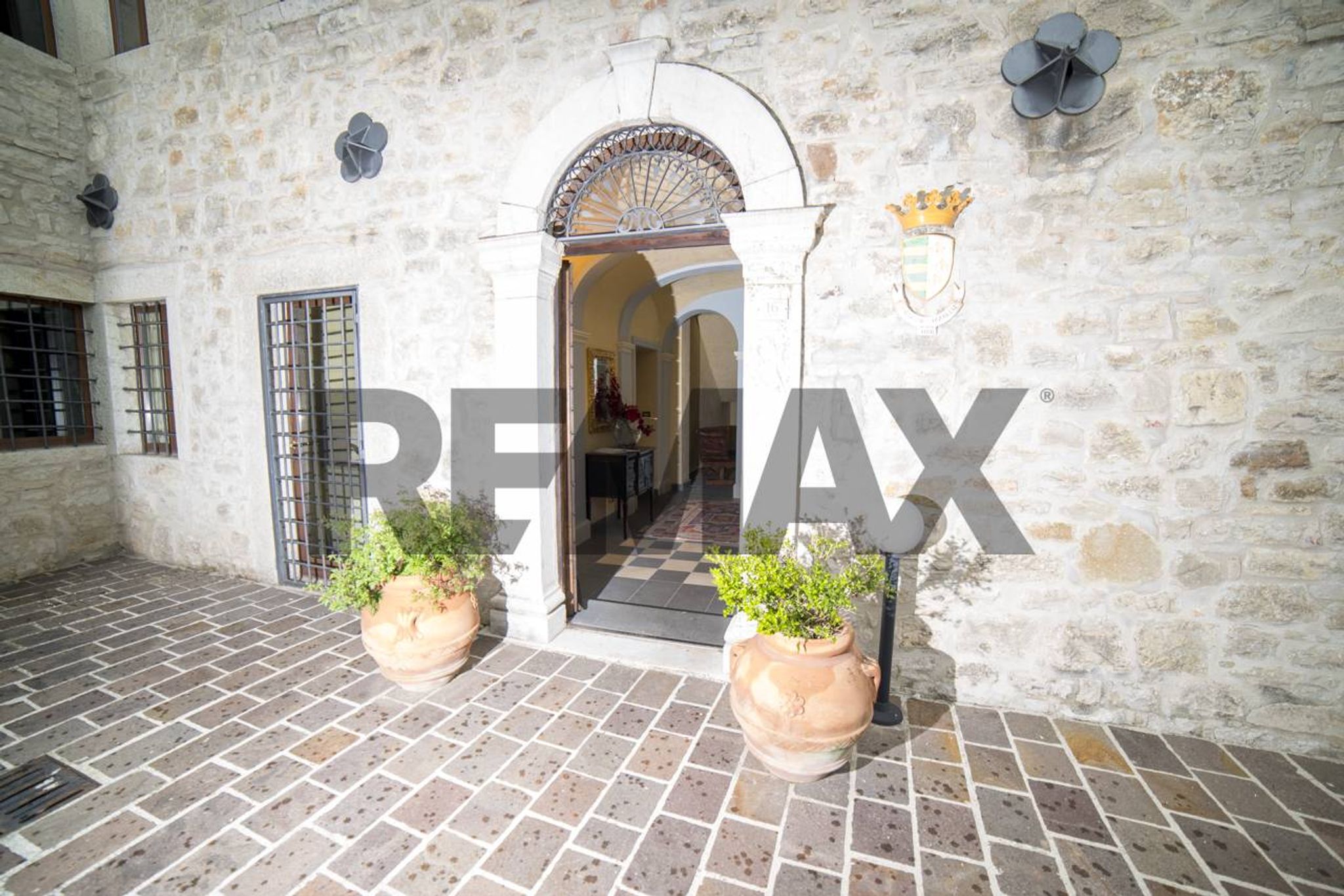 Property in Todi