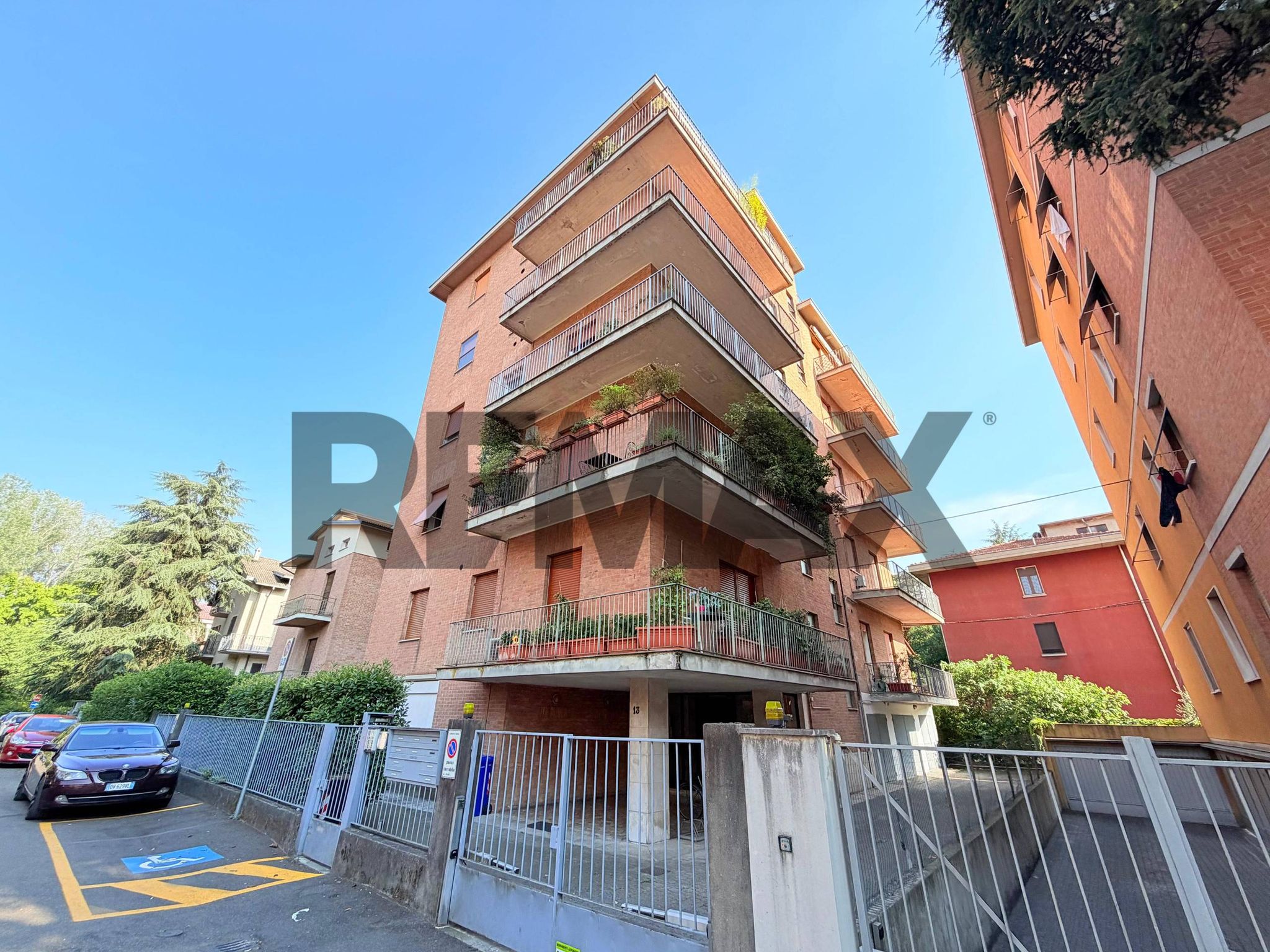 Edificio all'aperto