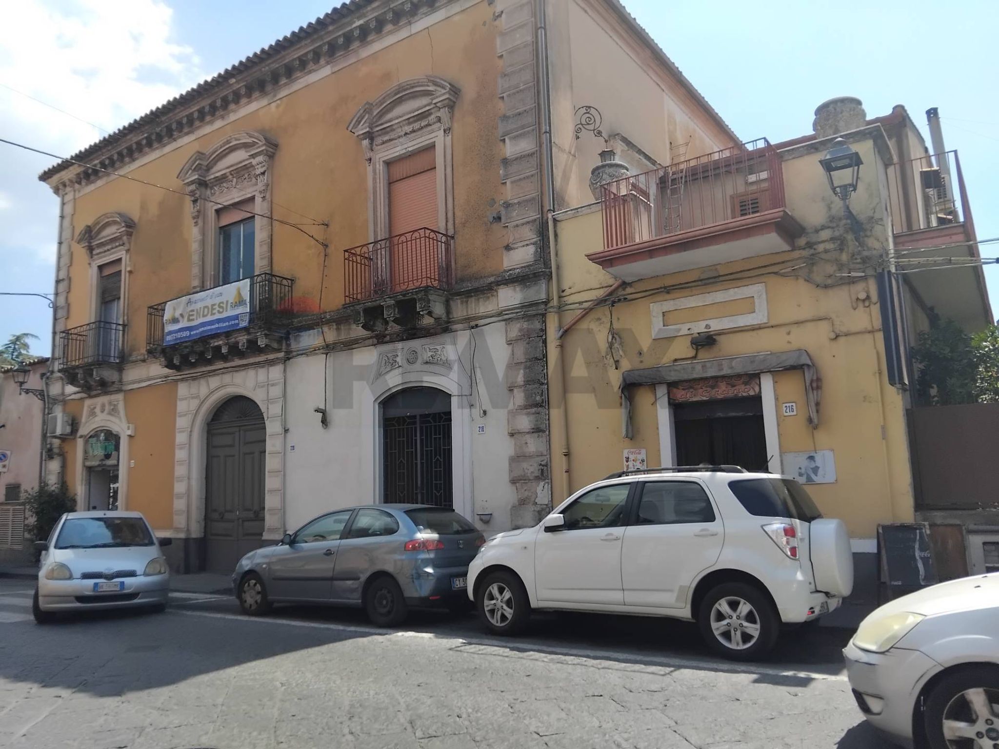 Edificio all'aperto