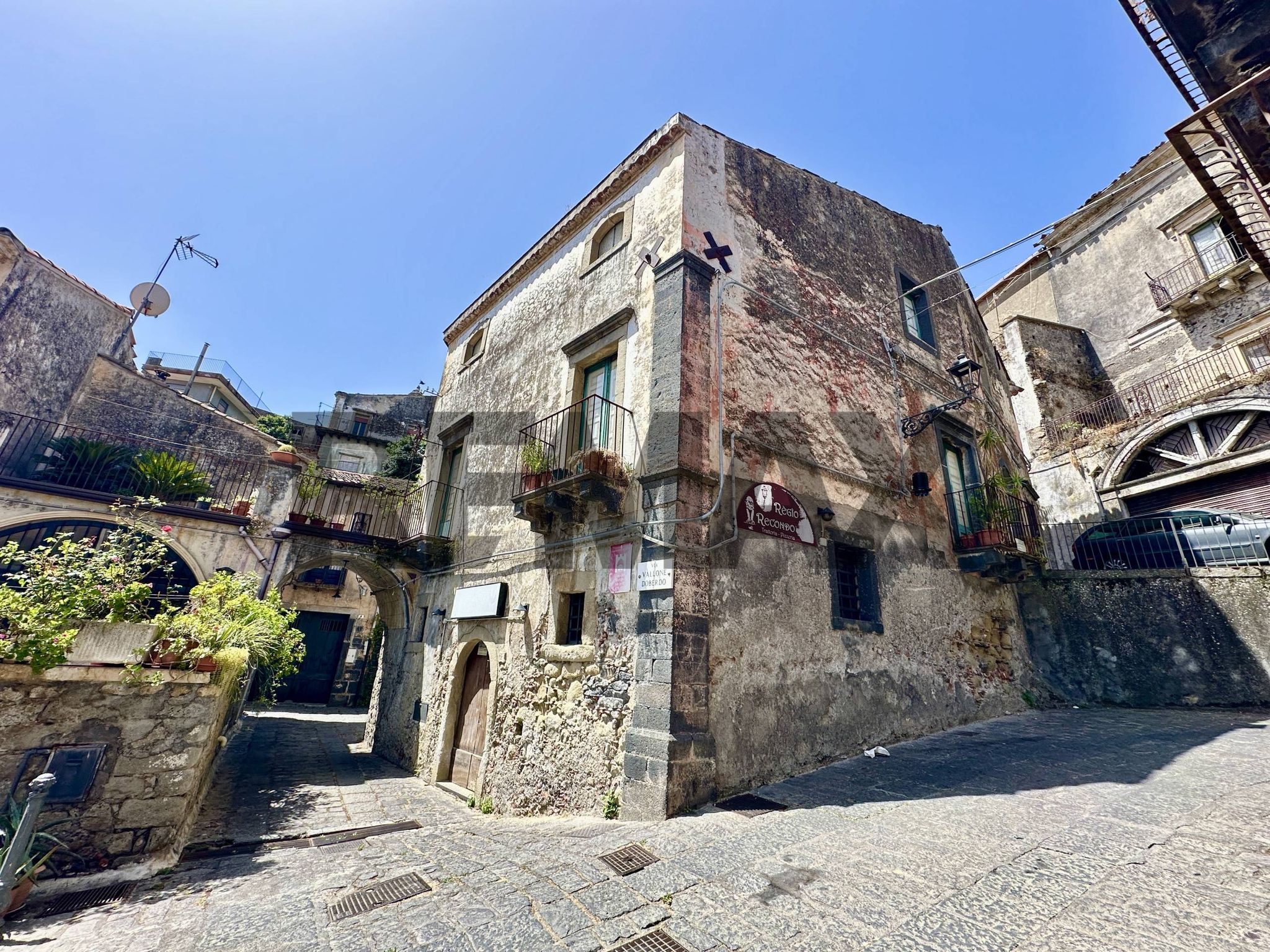 Edificio all'aperto