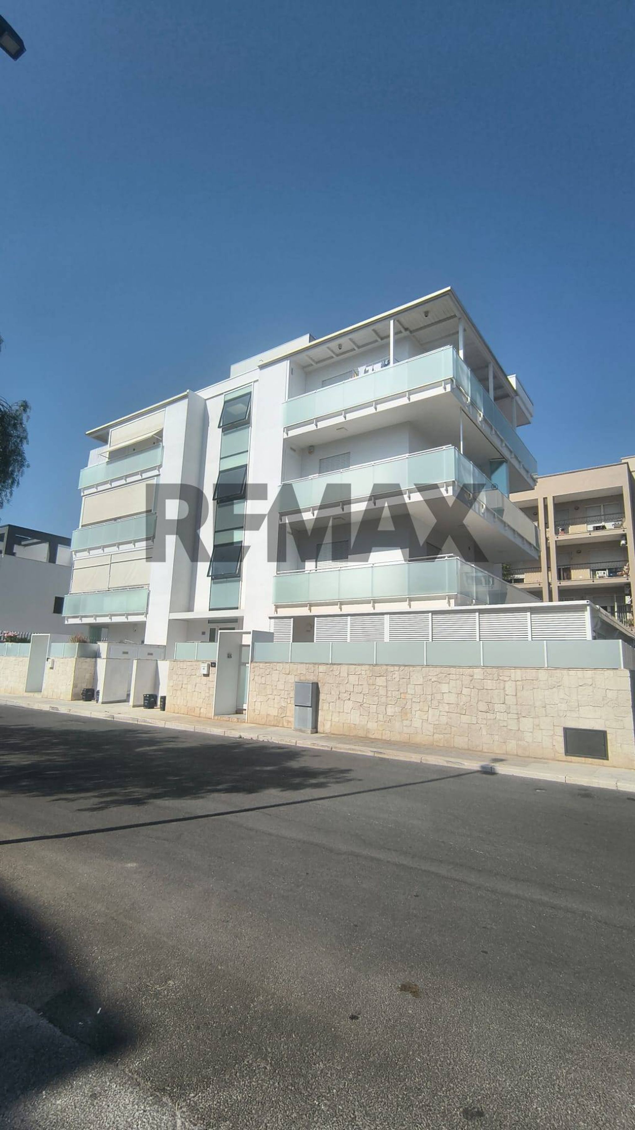Edificio all'aperto