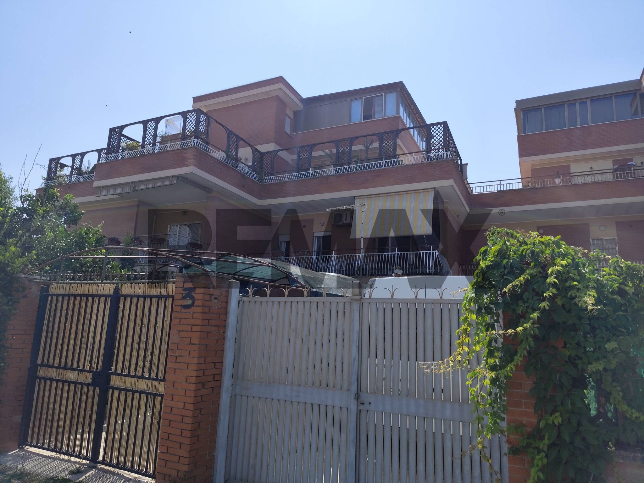 Edificio all'aperto