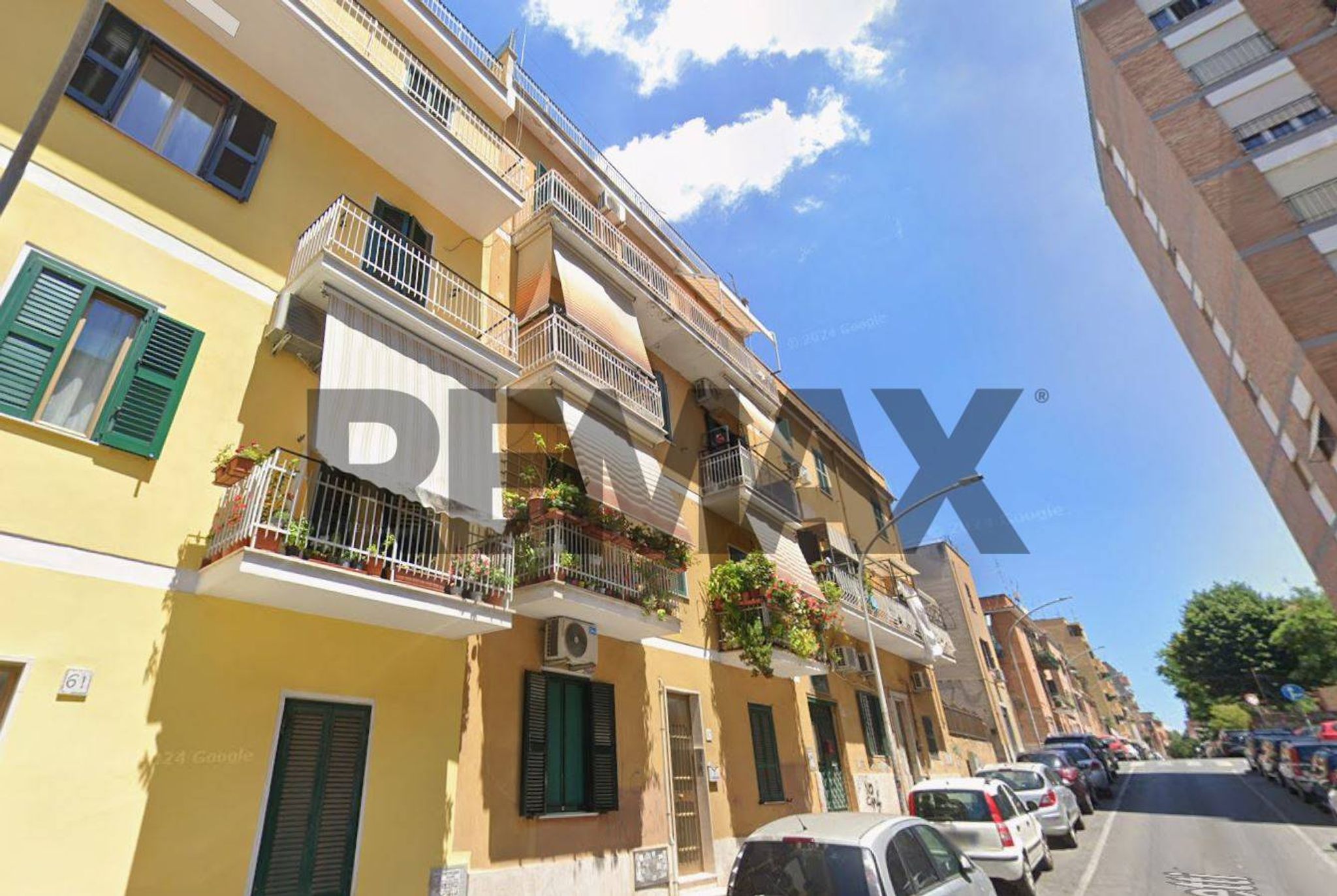 Edificio all'aperto