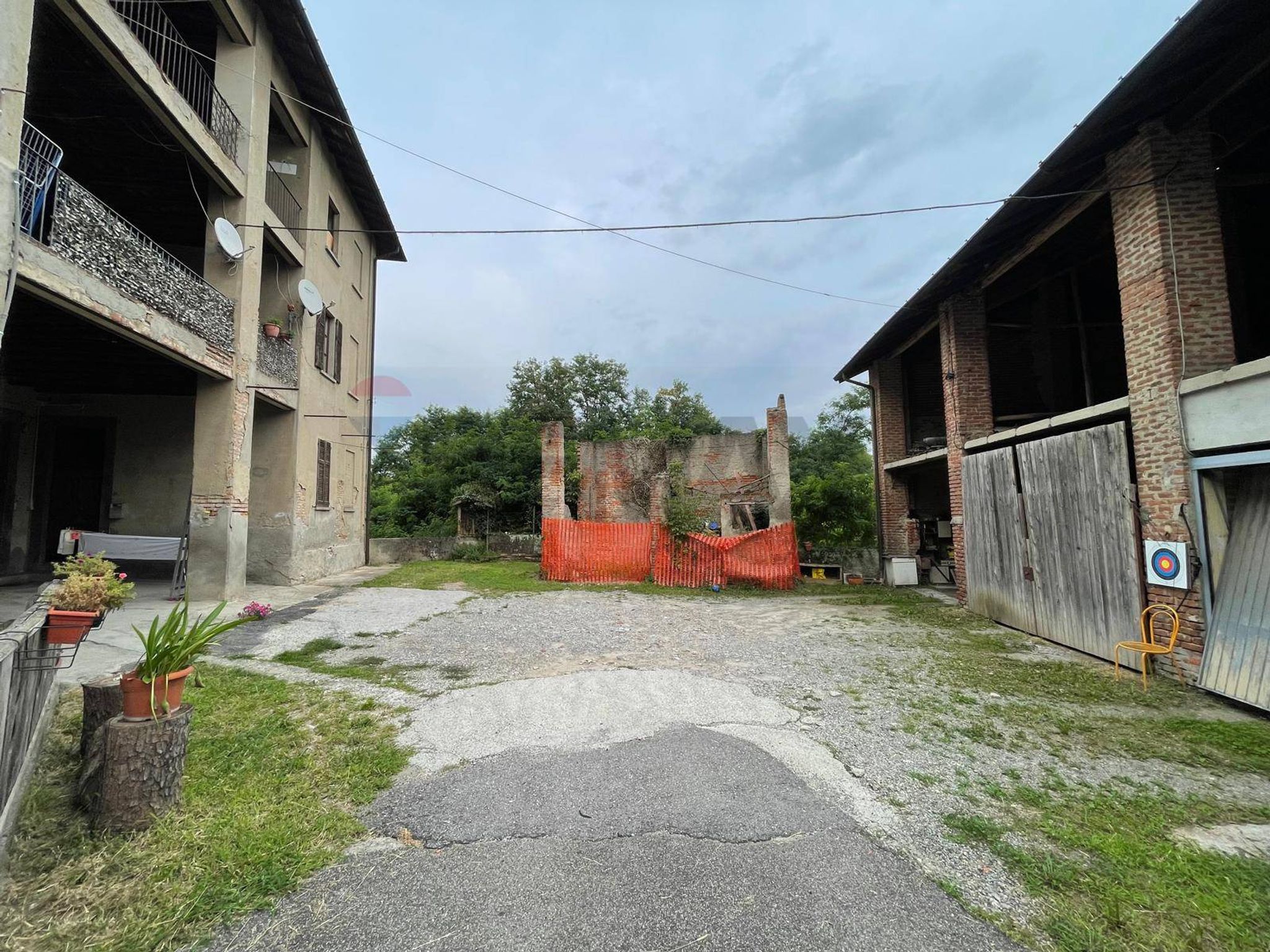 Property in Casnate con Bernate