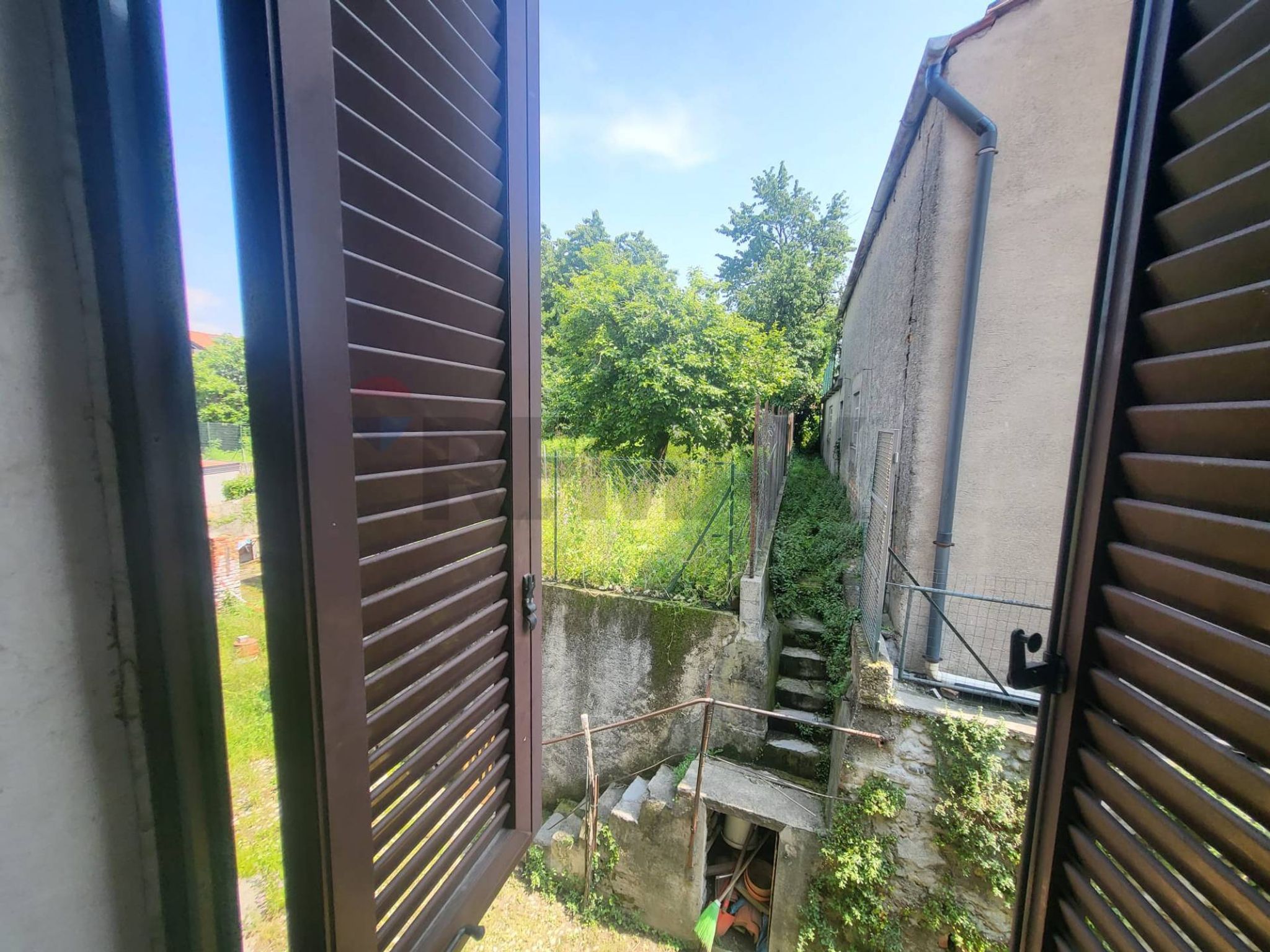 Property in Villa Guardia