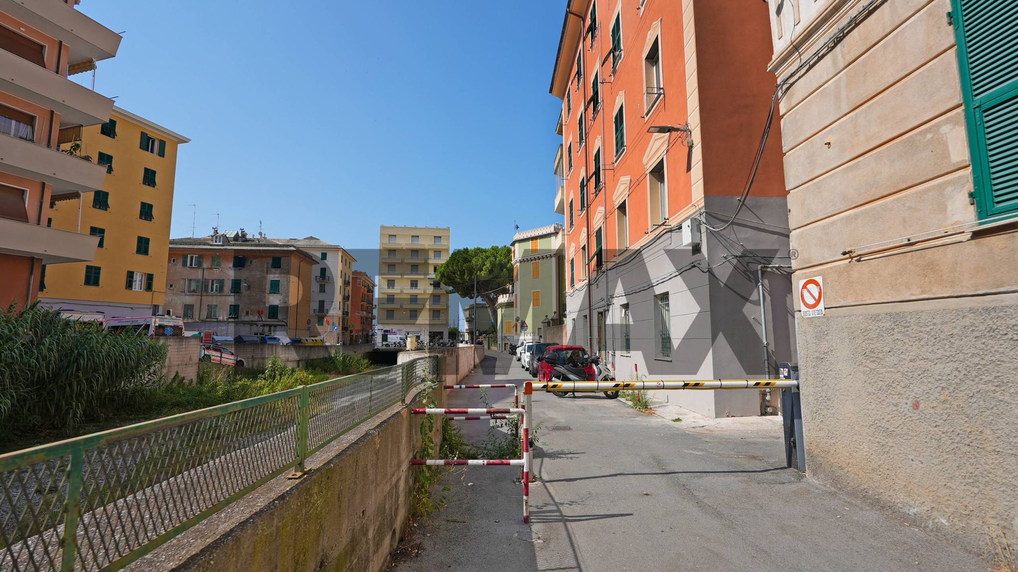 Edificio all'aperto