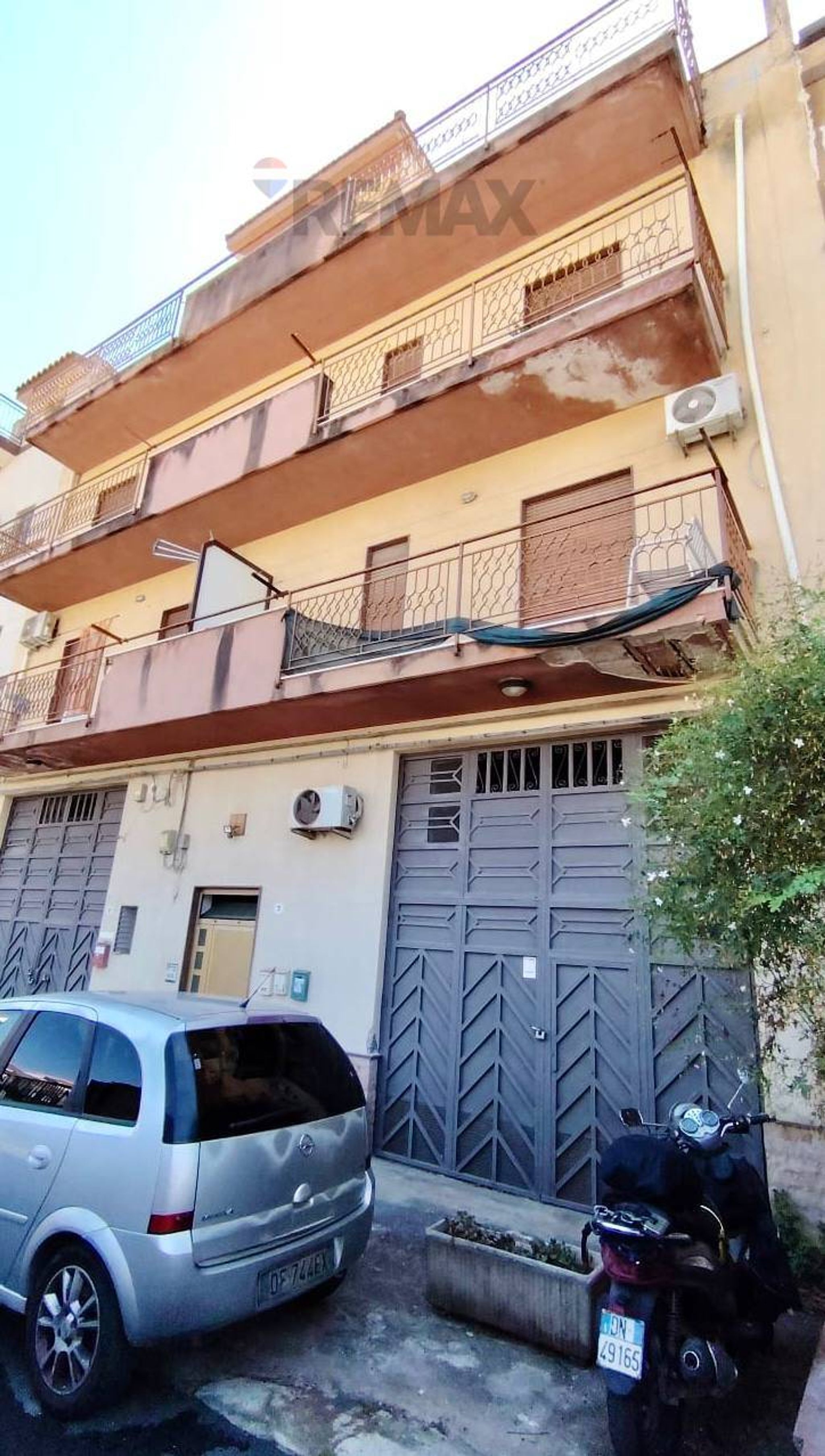 Edificio all'aperto