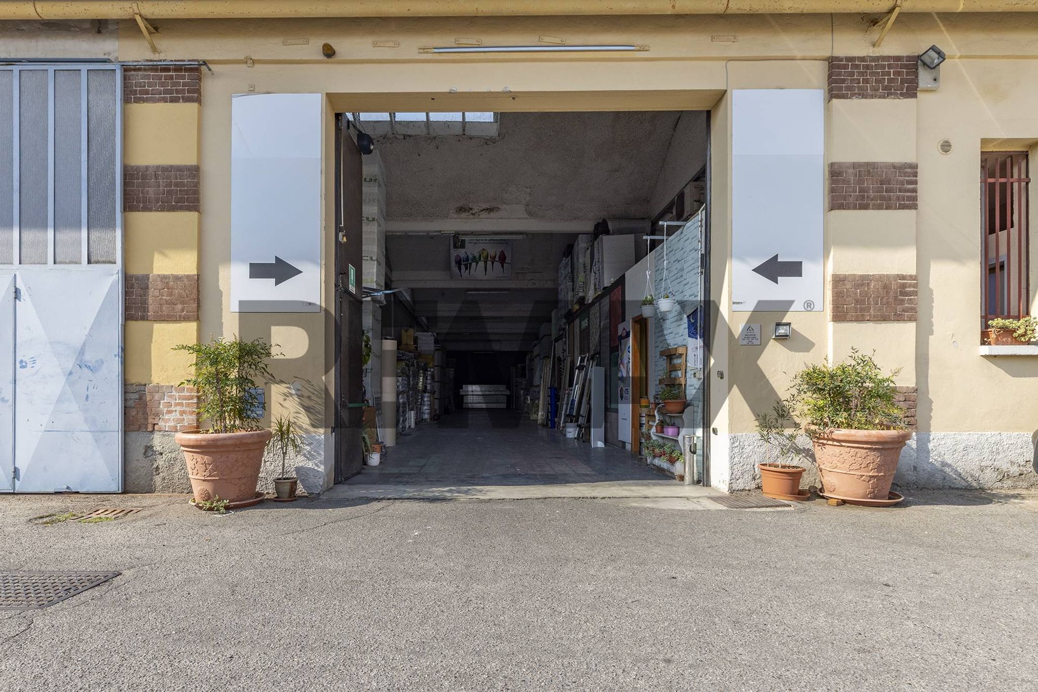 Edificio all'aperto