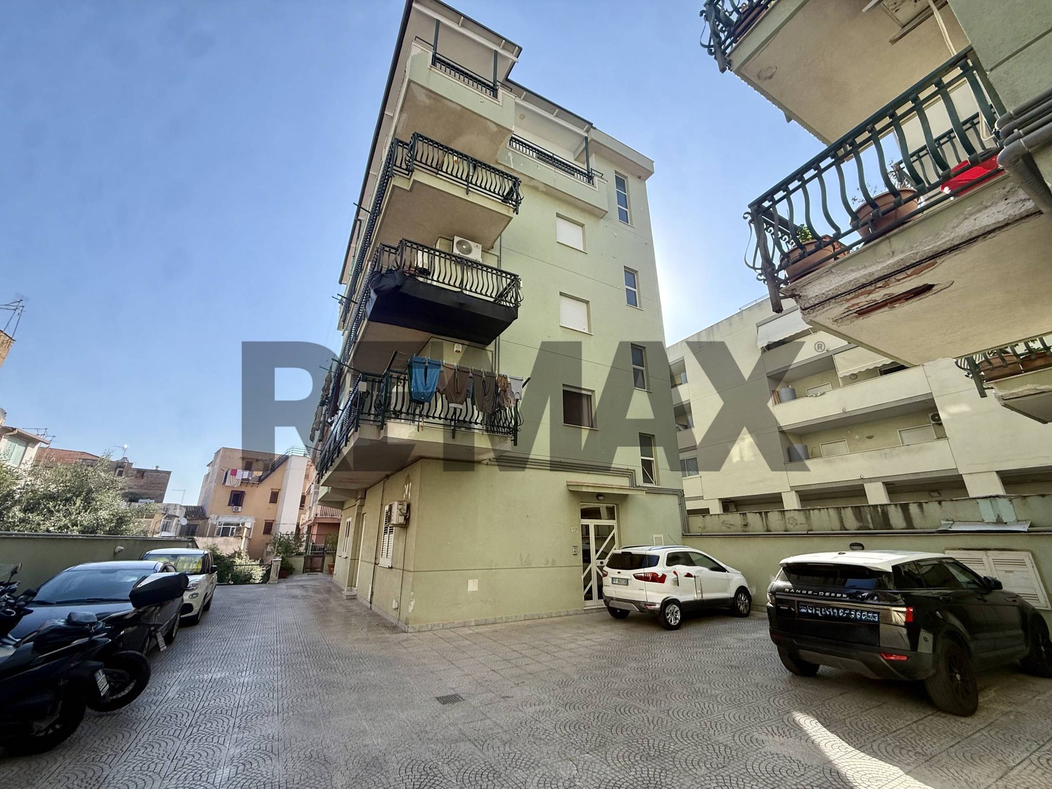 Edificio all'aperto