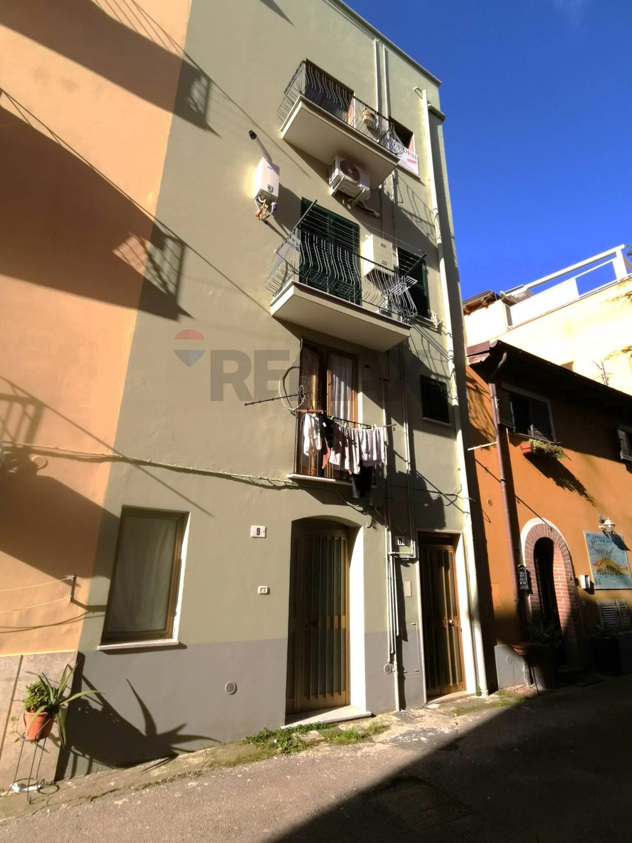 Edificio all'aperto