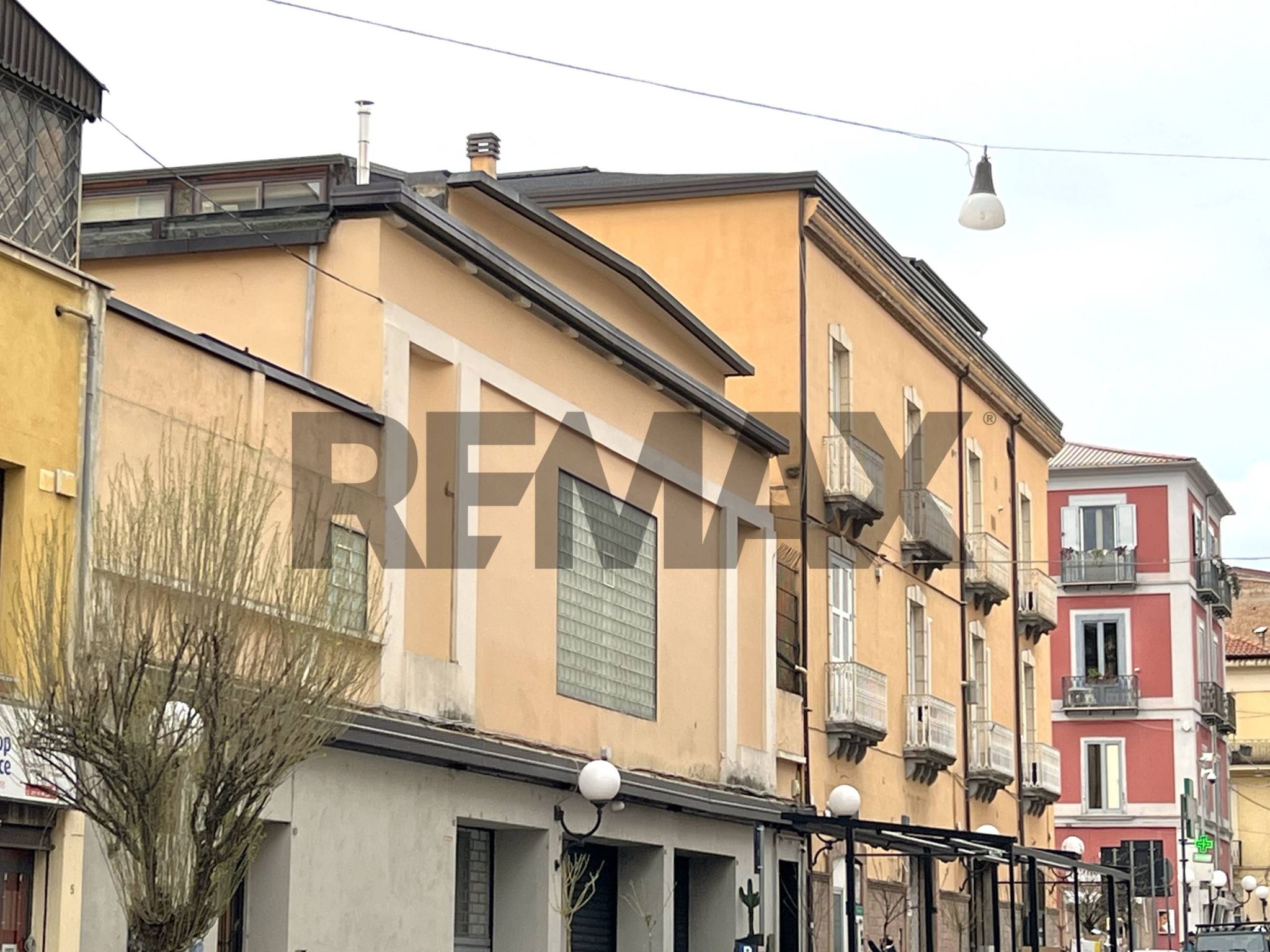 Edificio all'aperto
