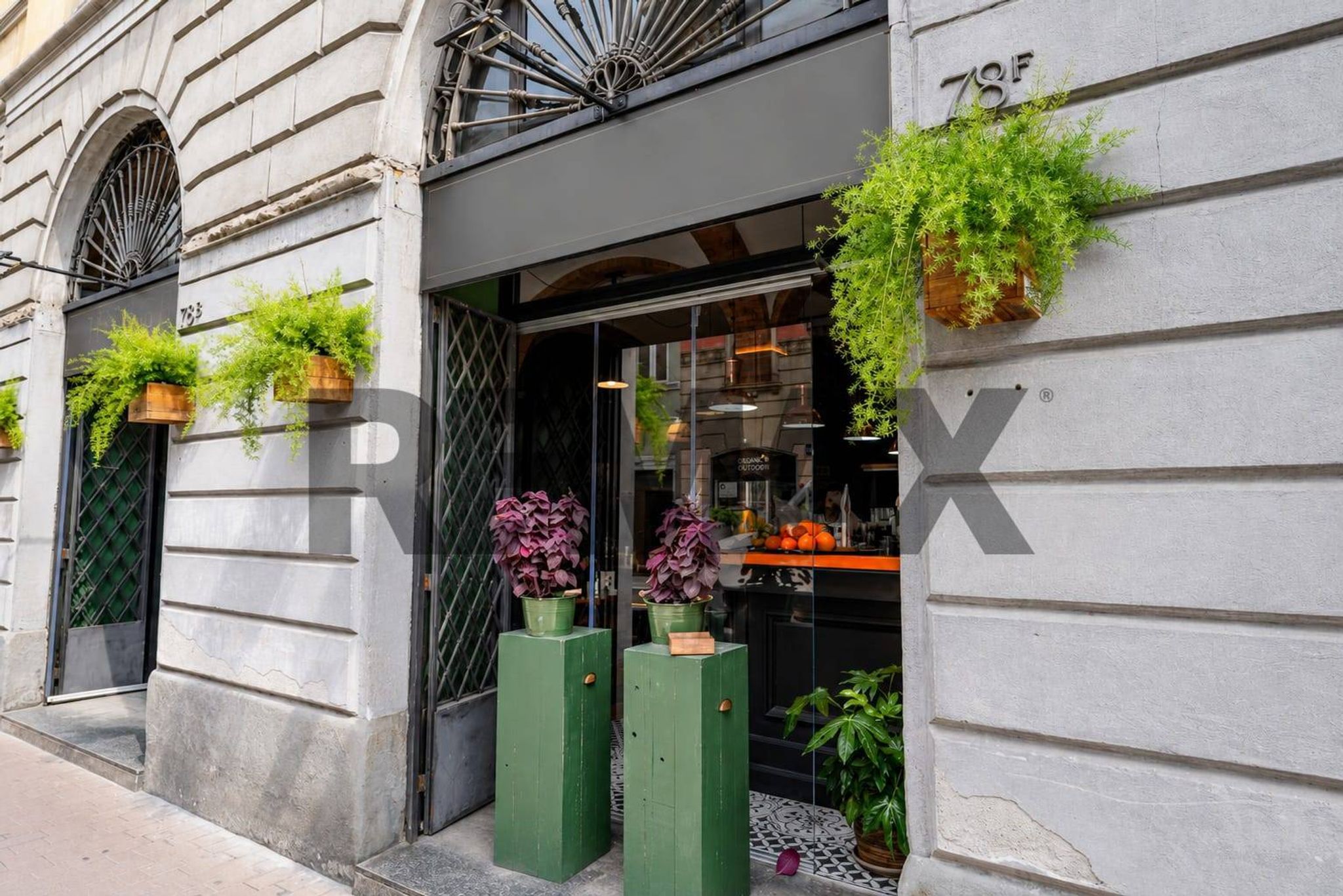Edificio all'aperto