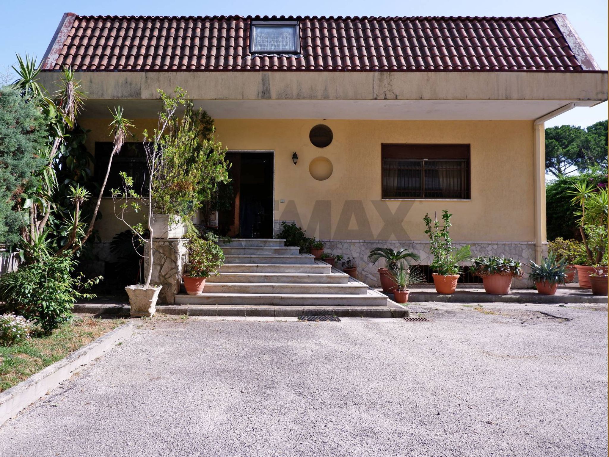Vista INGRESSO PRINCIPALE