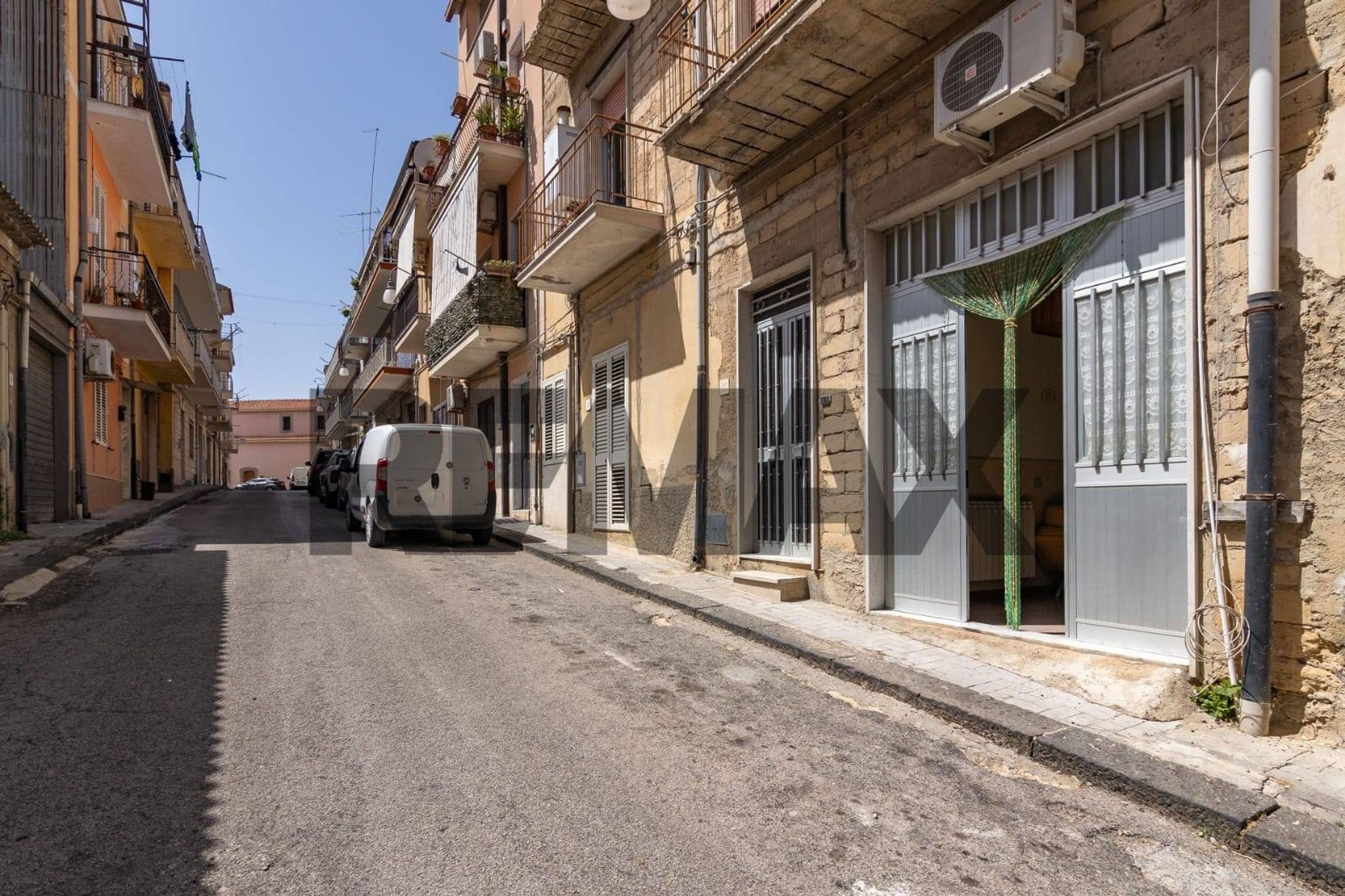 Edificio all'aperto
