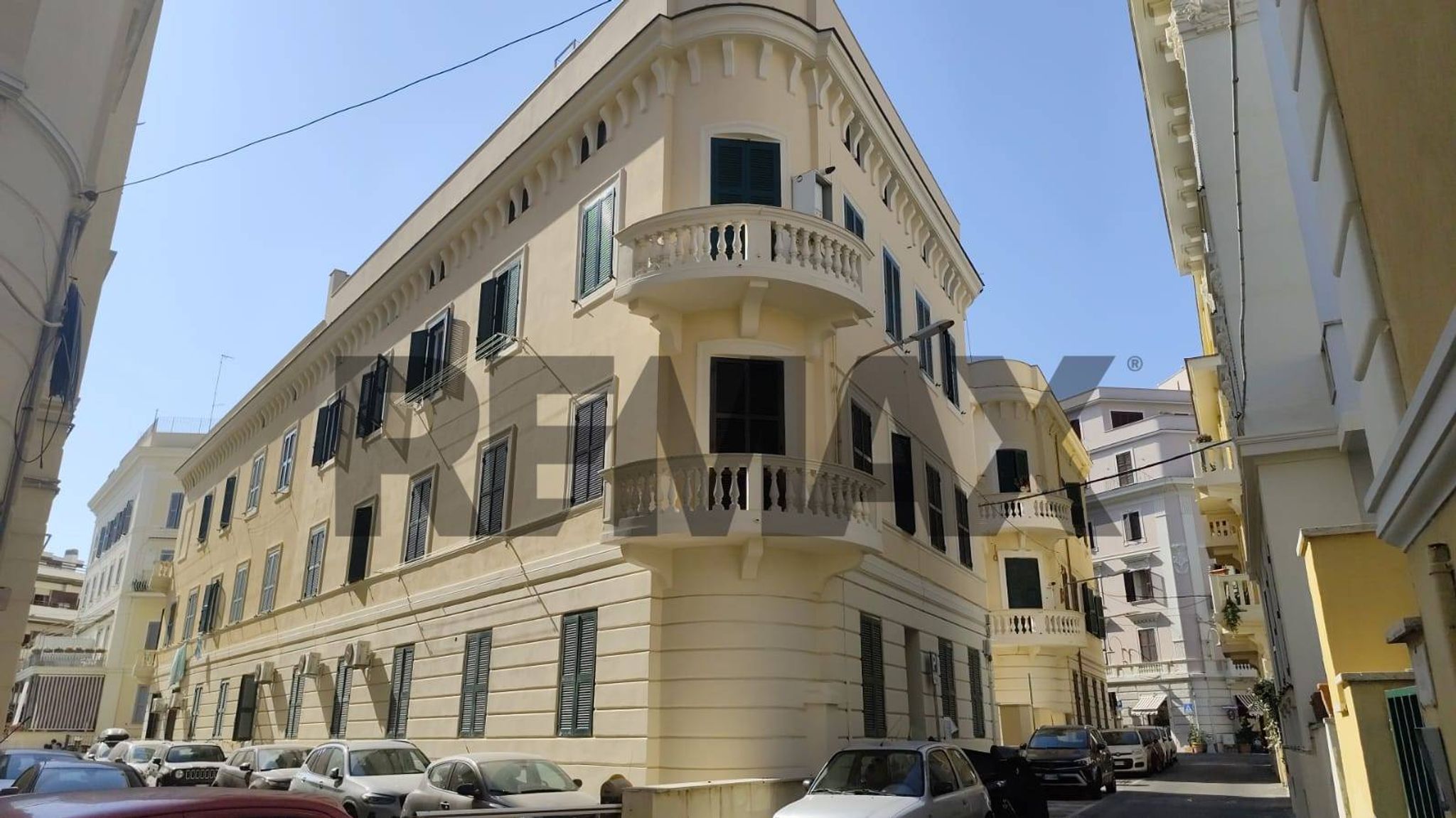 Edificio all'aperto