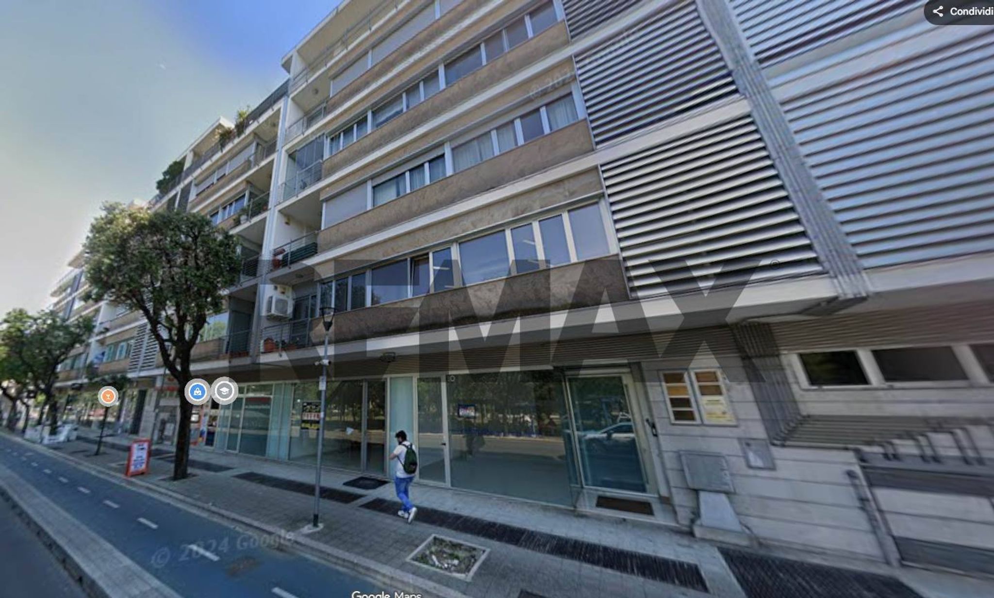 Edificio all'aperto