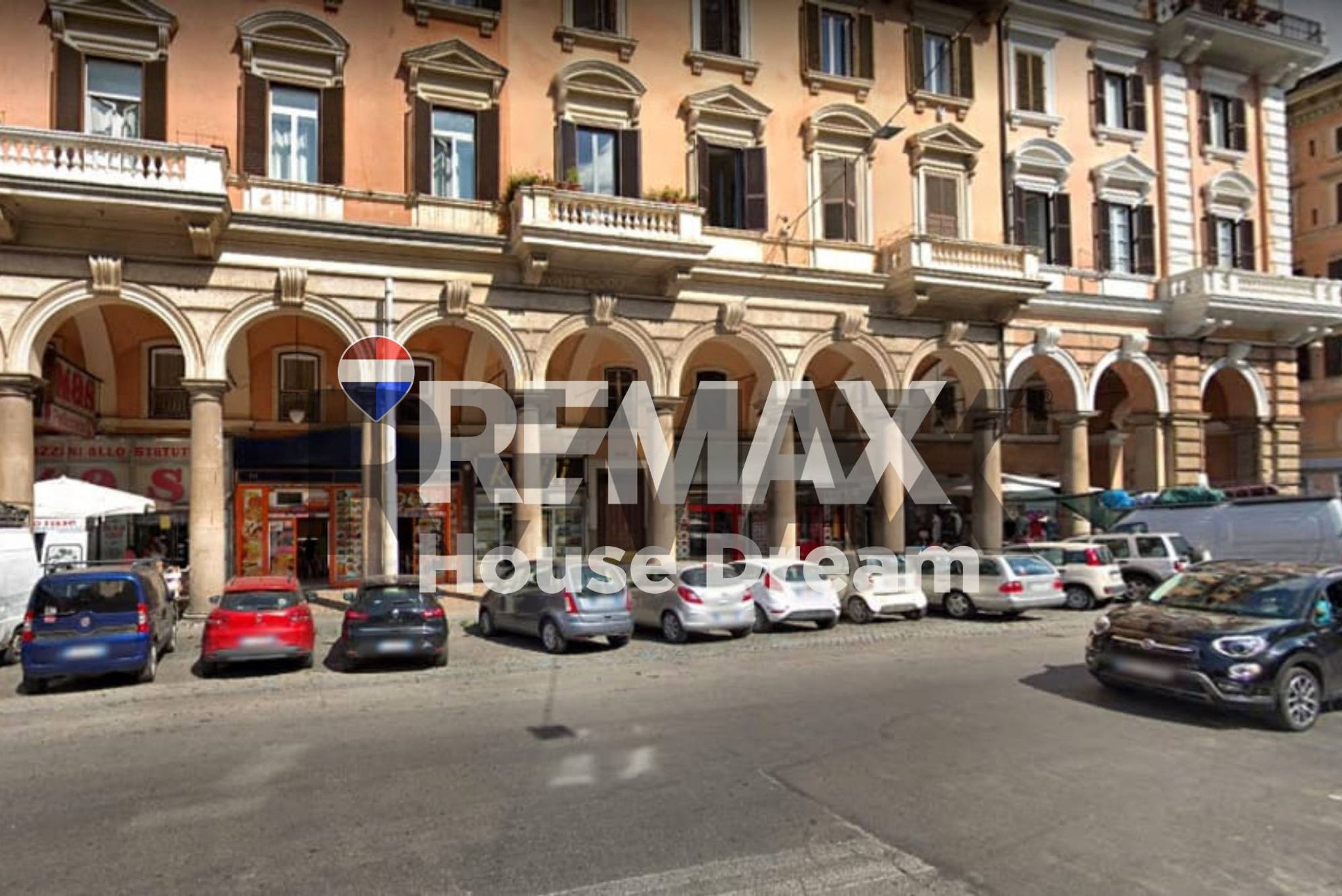 Edificio all'aperto