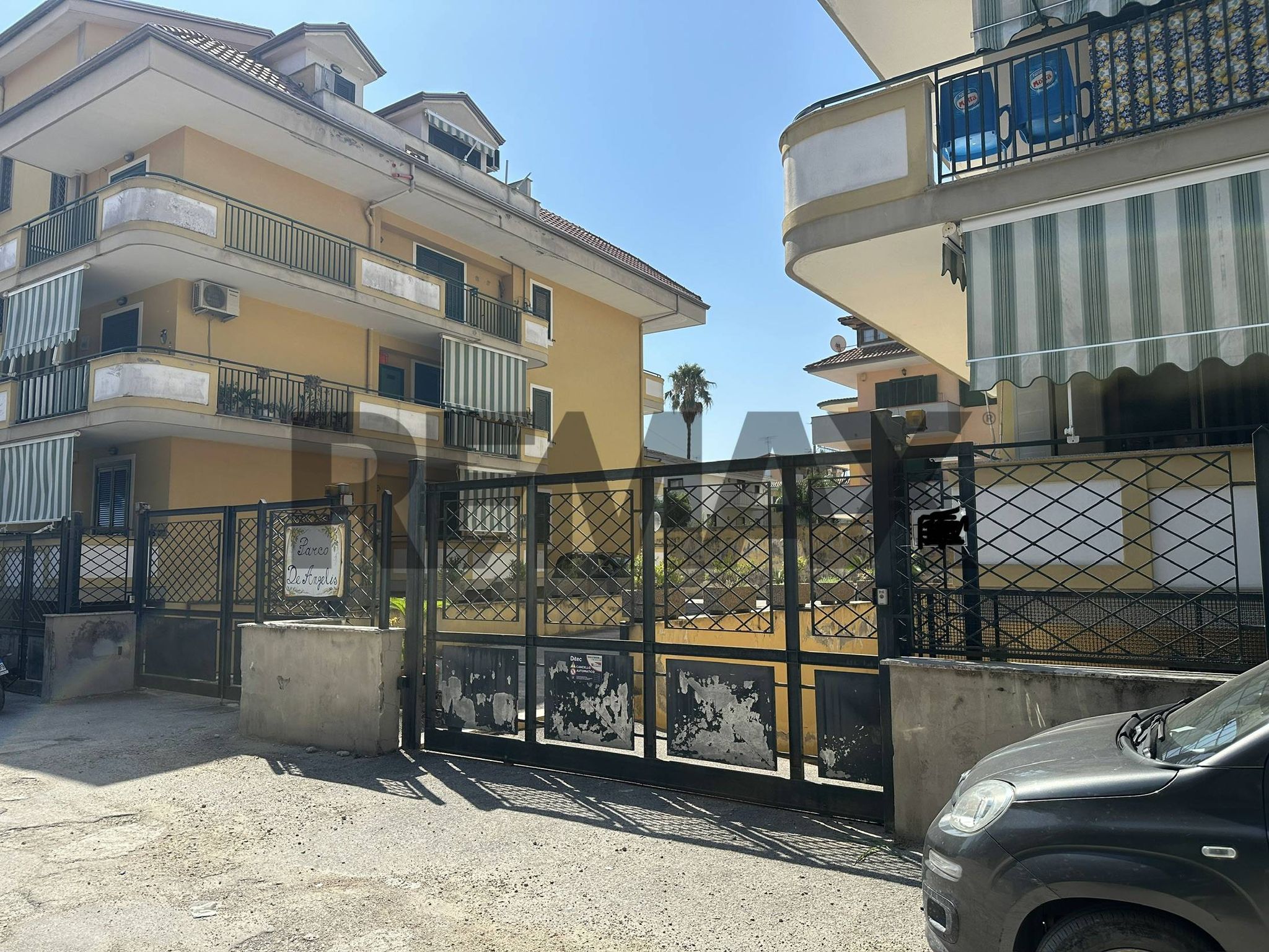 Edificio all'aperto