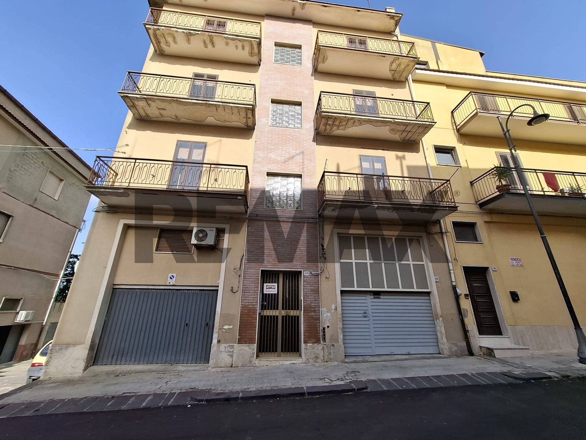 Edificio all'aperto