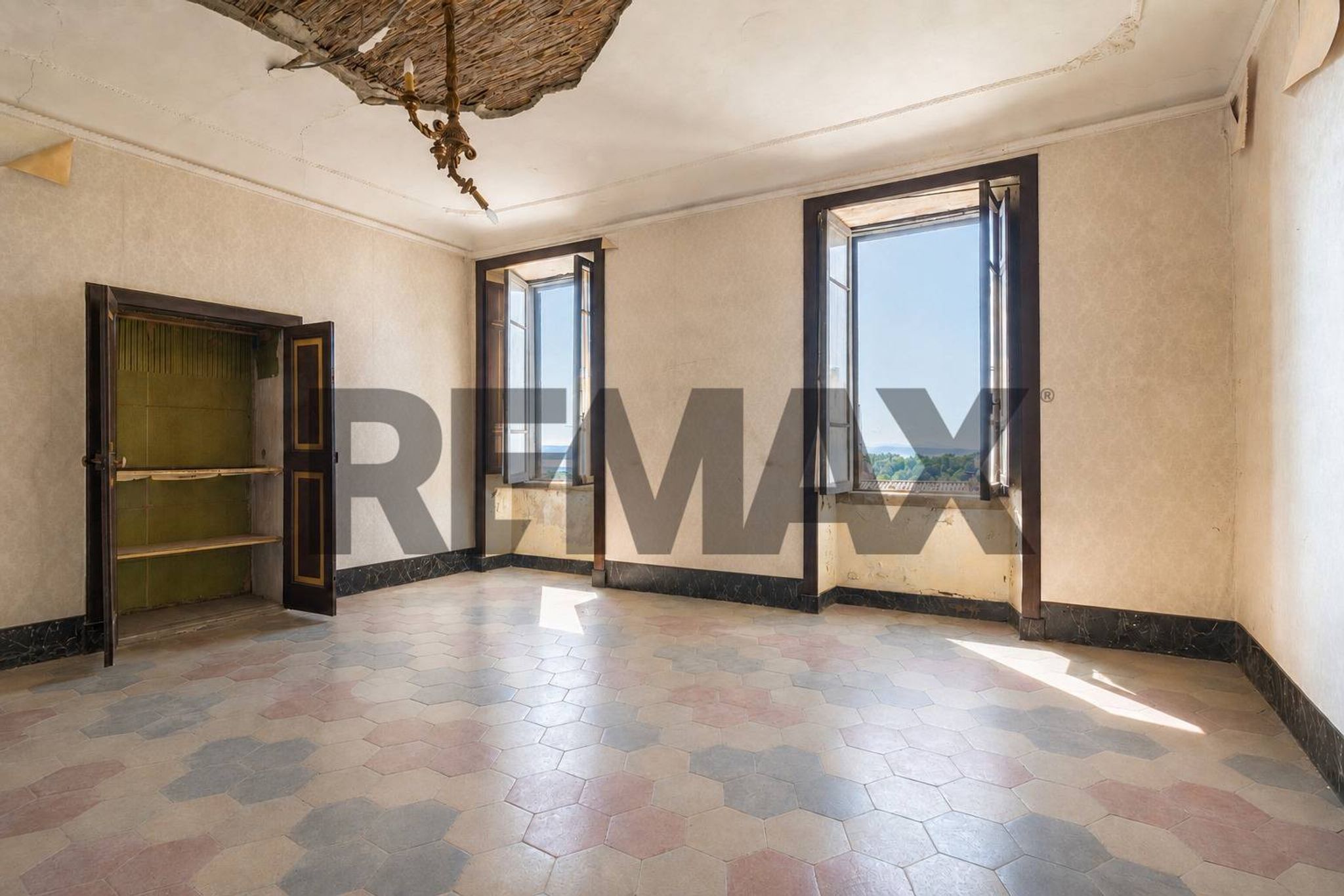 Property in Grotte di Castro