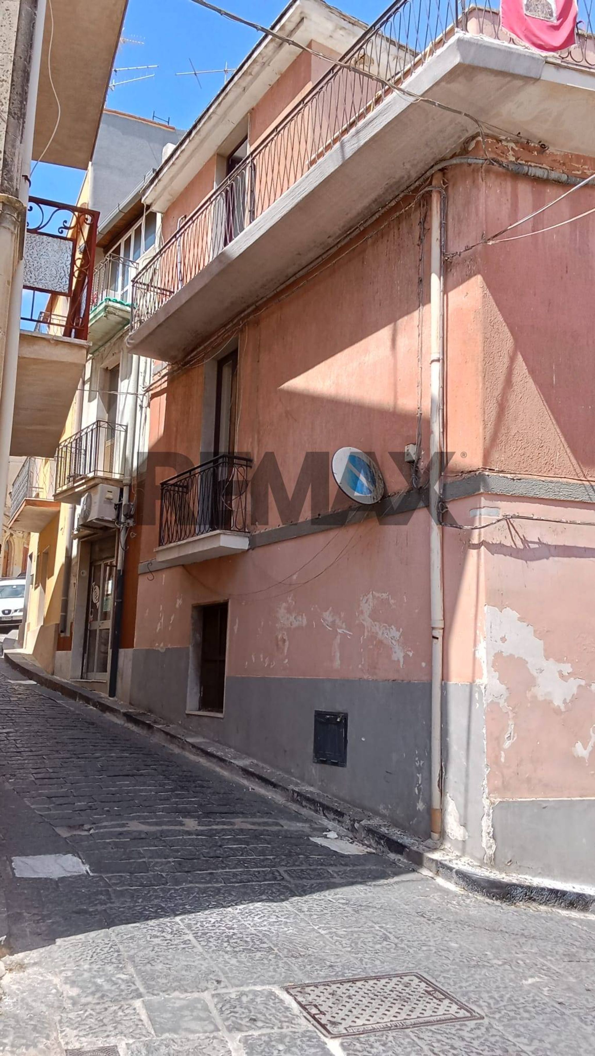Edificio all'aperto