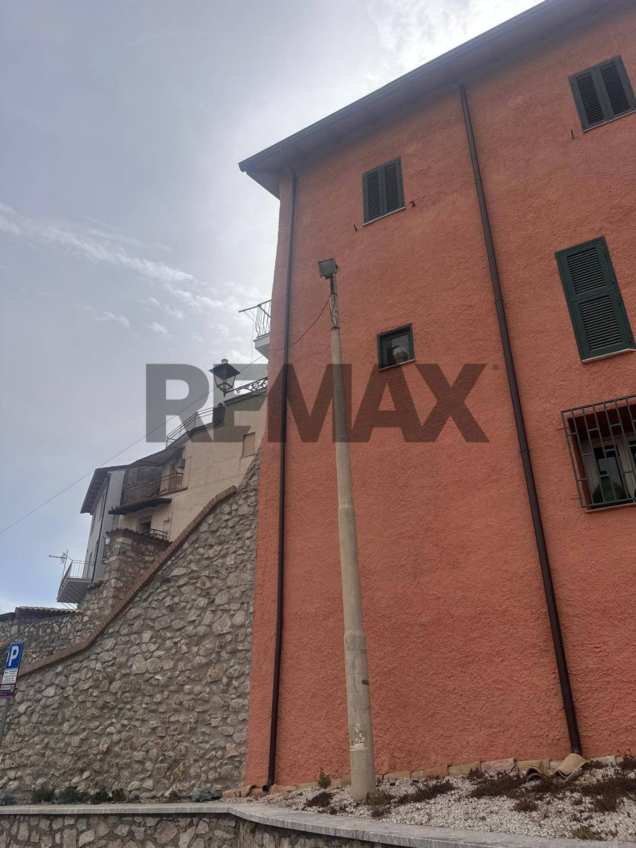 Edificio all'aperto