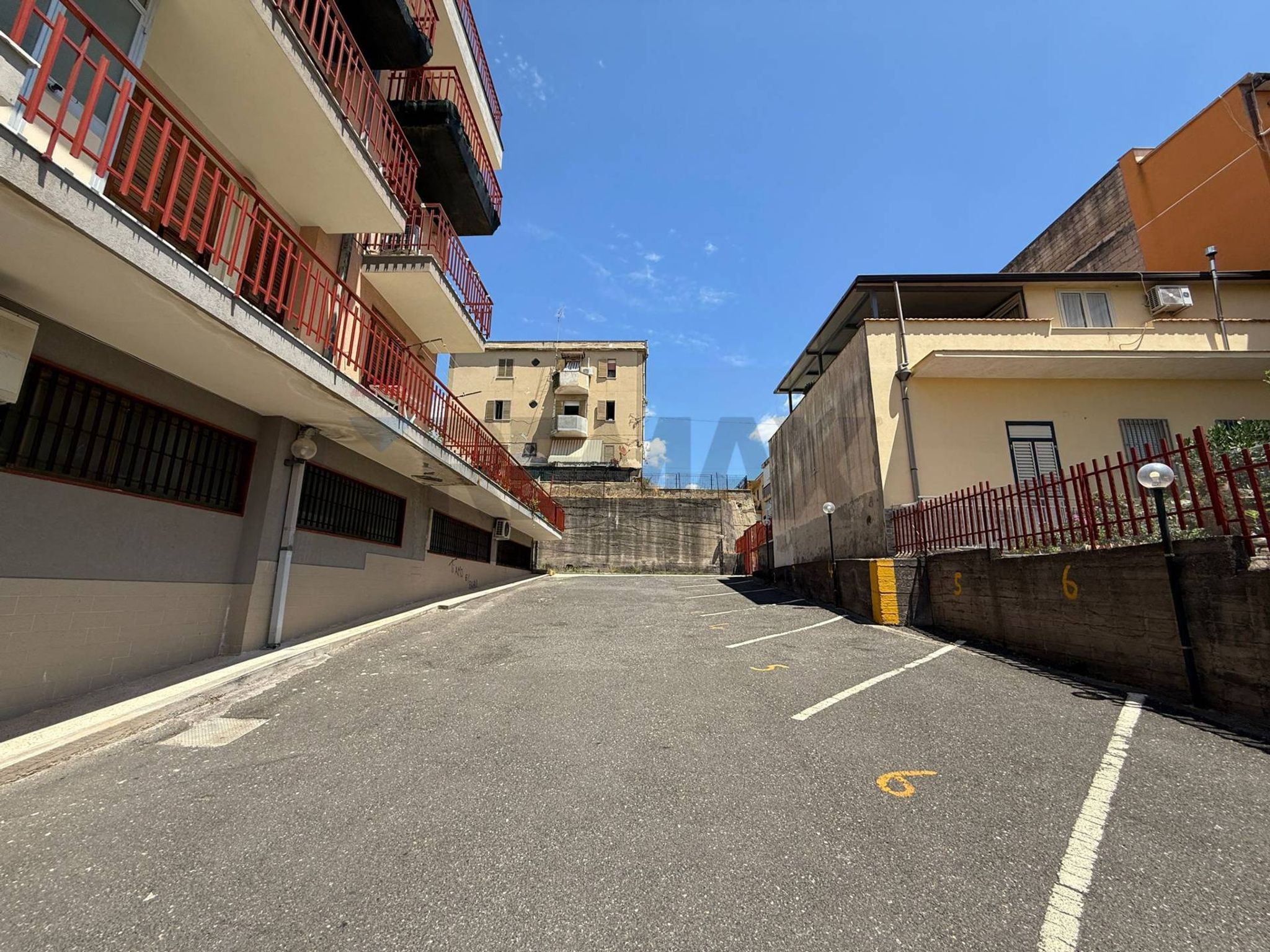 Edificio all'aperto