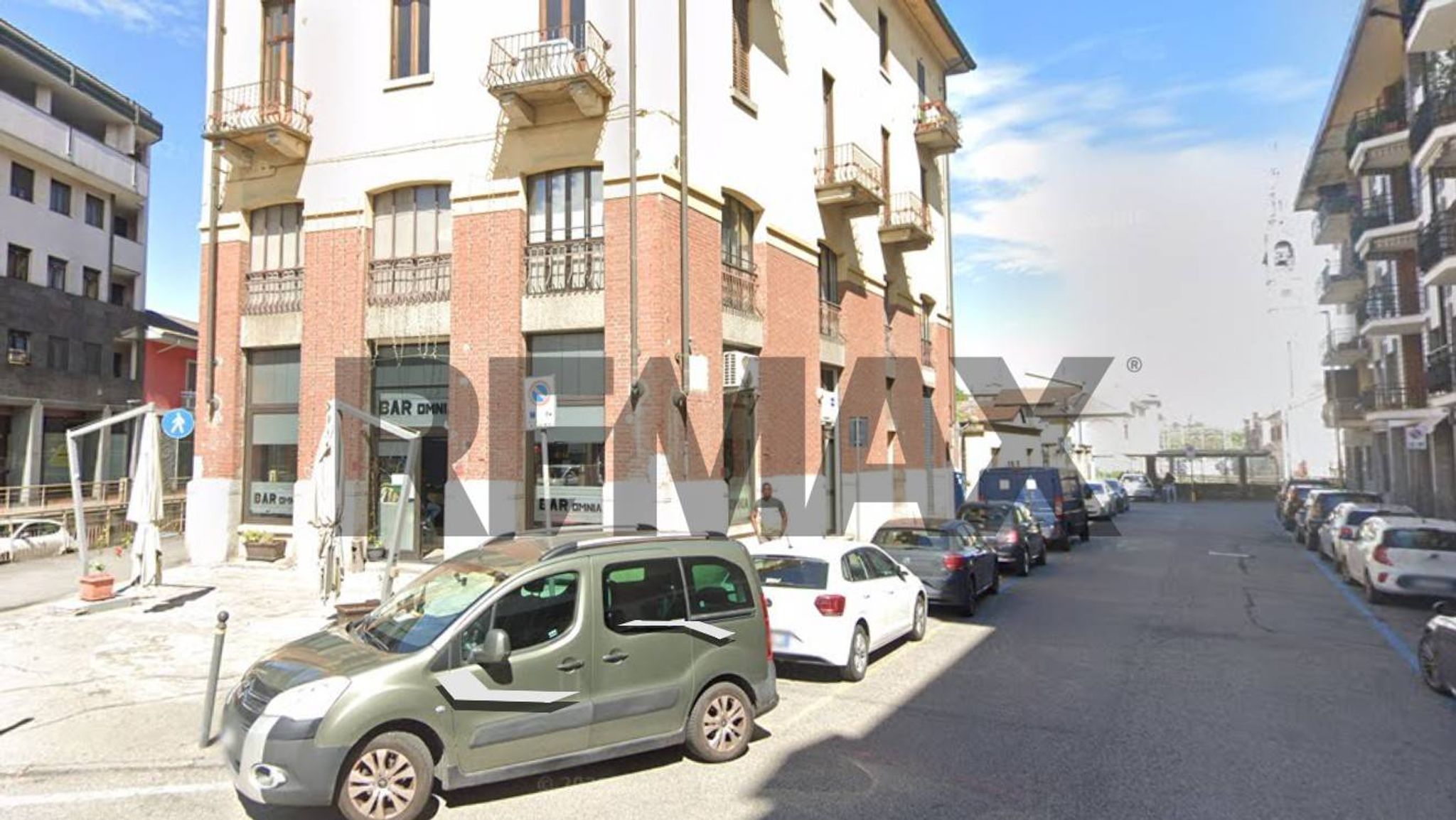 Edificio all'aperto