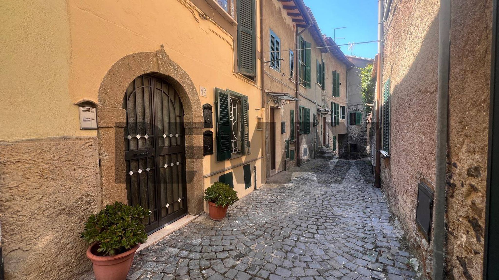 Edificio all'aperto