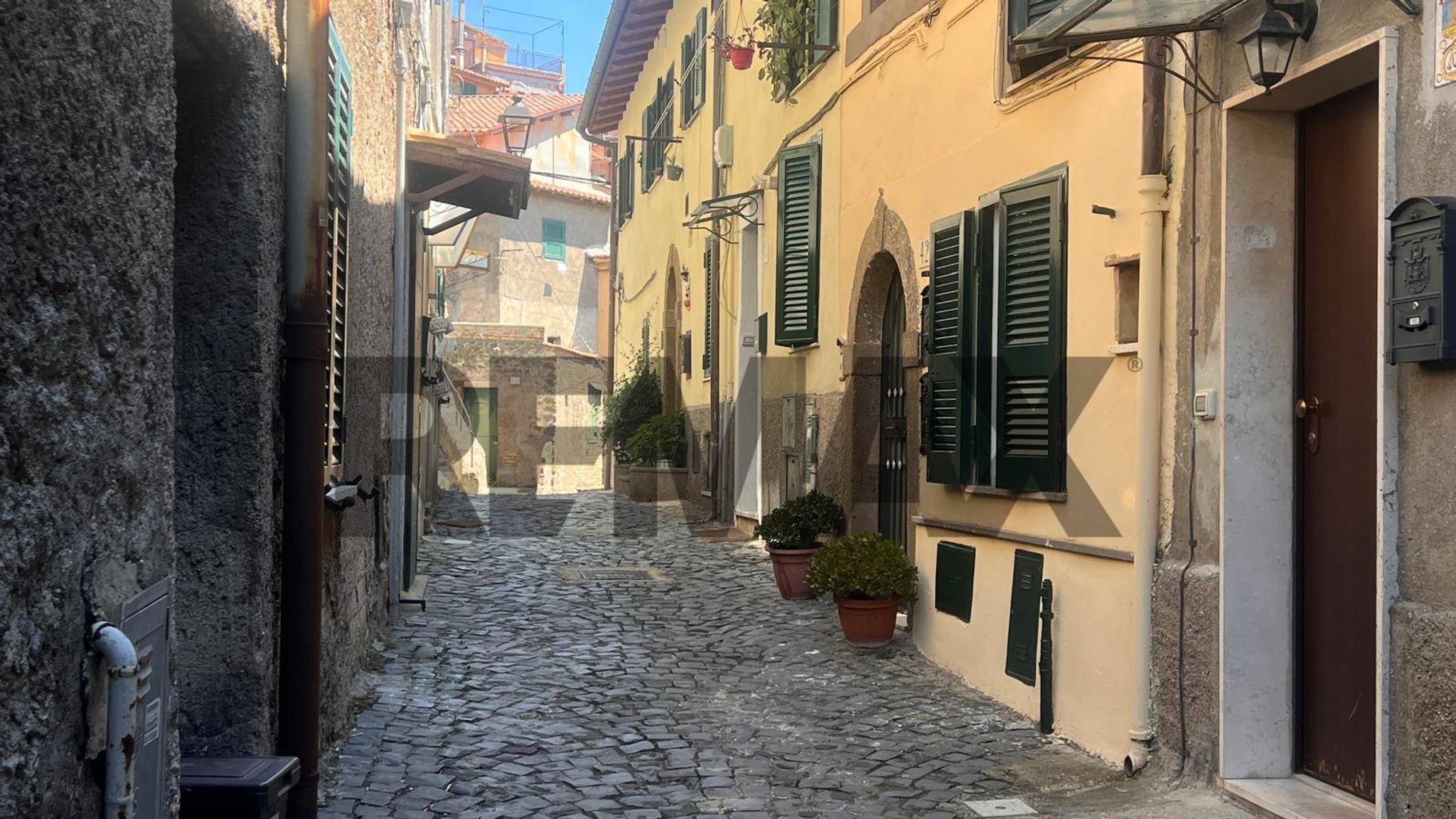 Edificio all'aperto