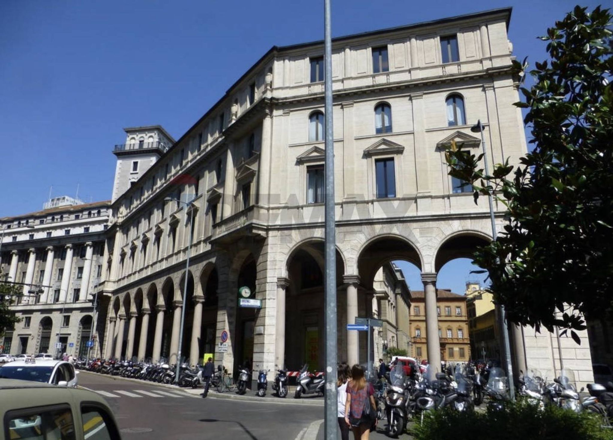 Edificio all'aperto