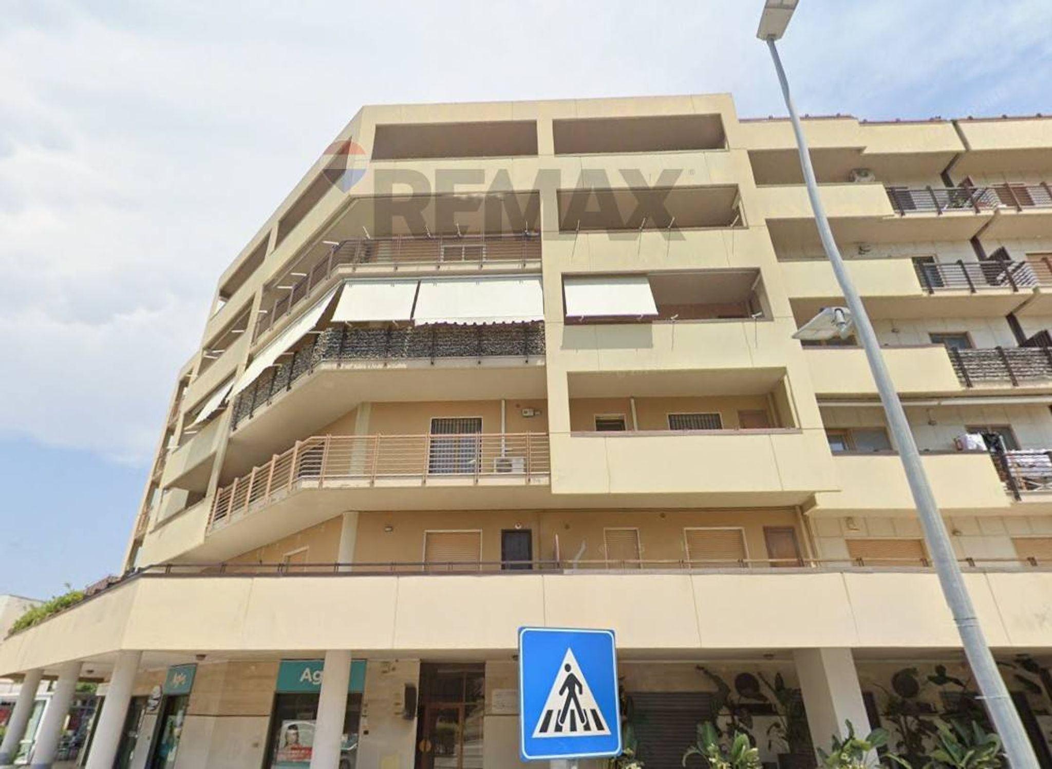 Edificio all'aperto