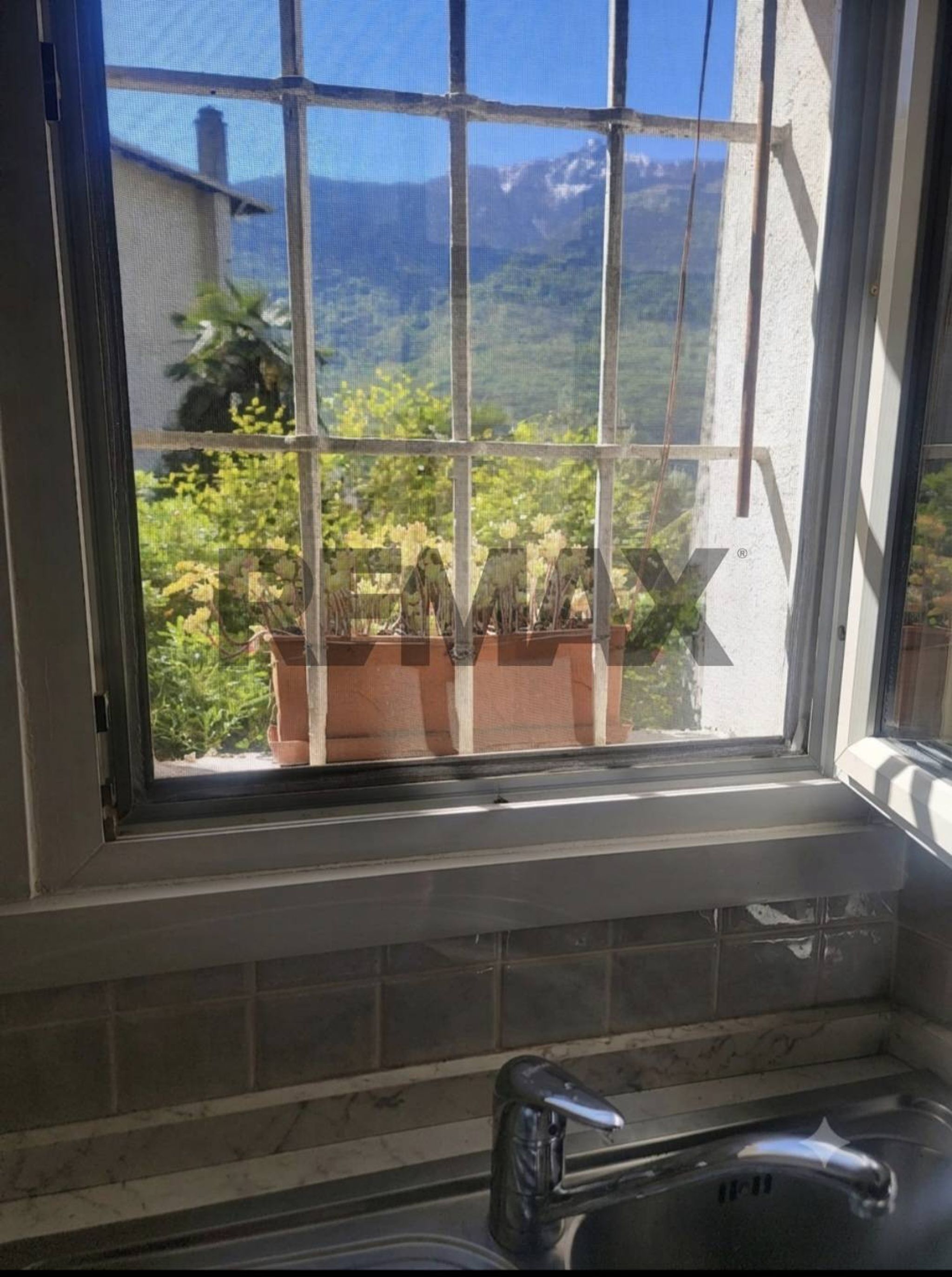 Property in Traona